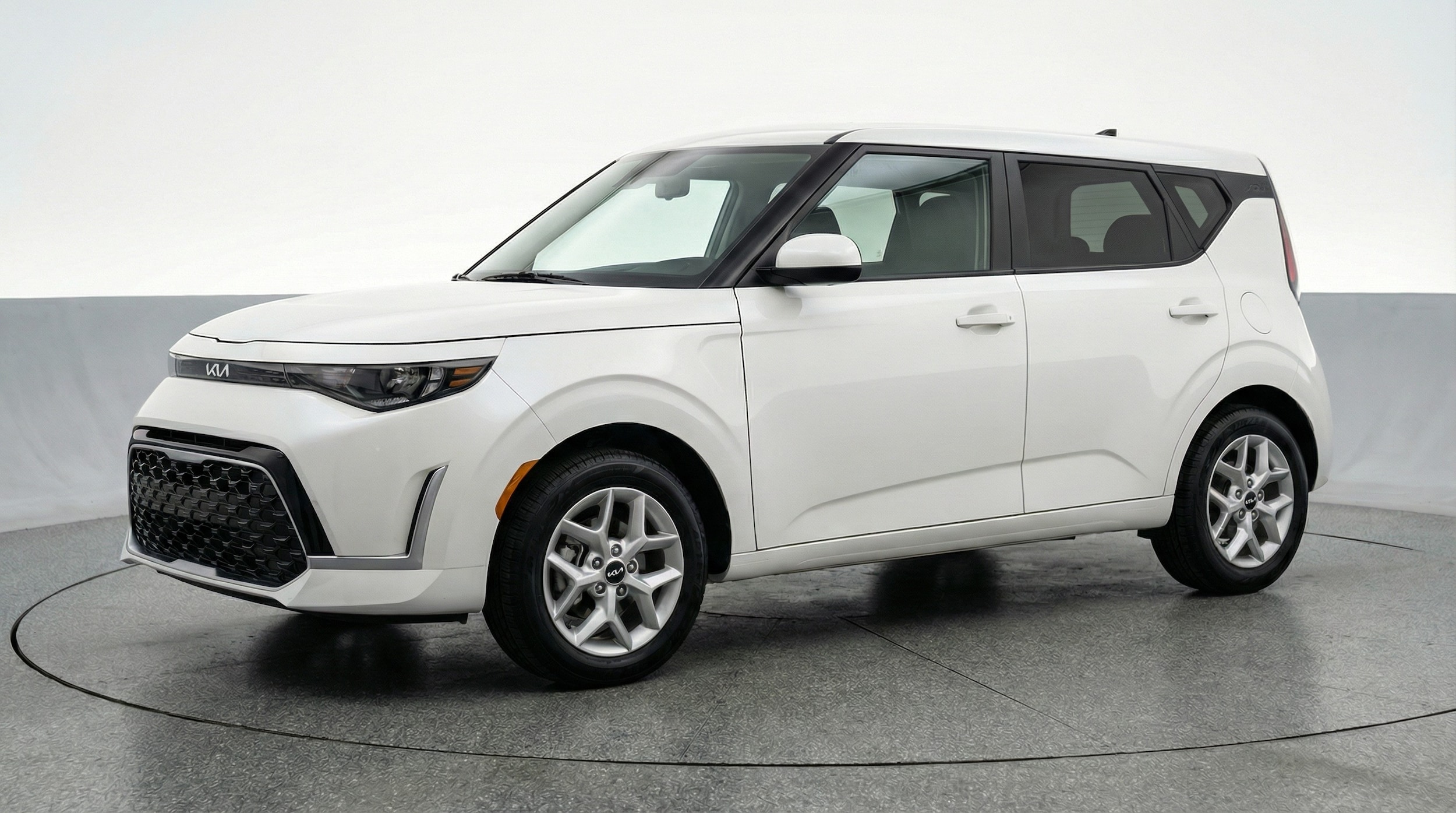 Thumbnail: 2025 Kia Soul - 3