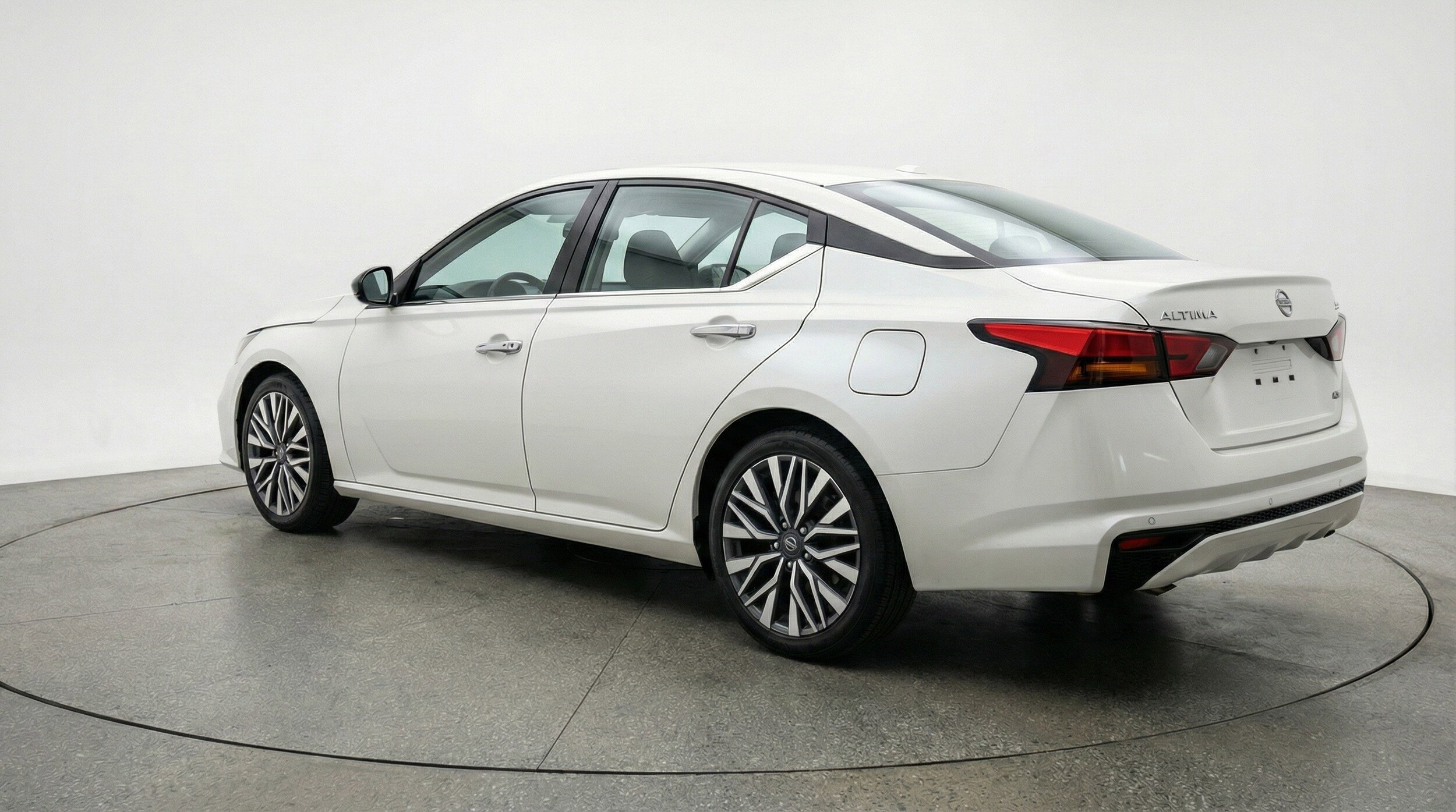 Thumbnail: 2025 Nissan Altima - 6