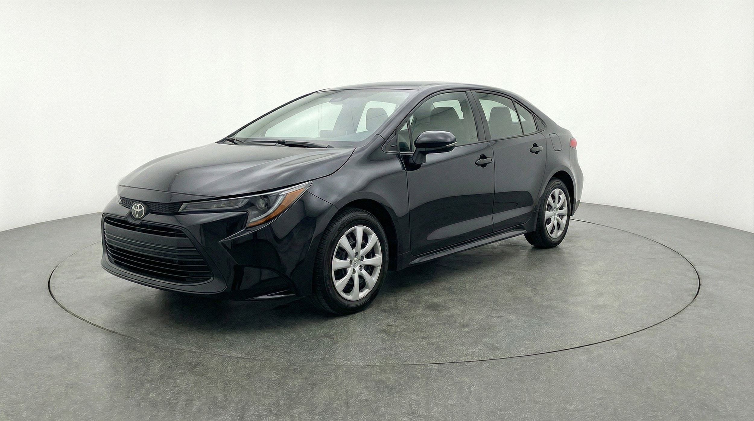 Thumbnail: 2025 Toyota Corolla - 3