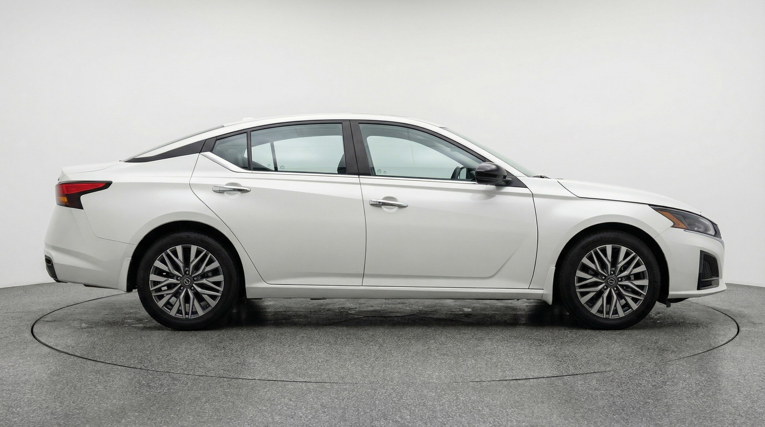 Thumbnail: 2025 Nissan Altima - 11