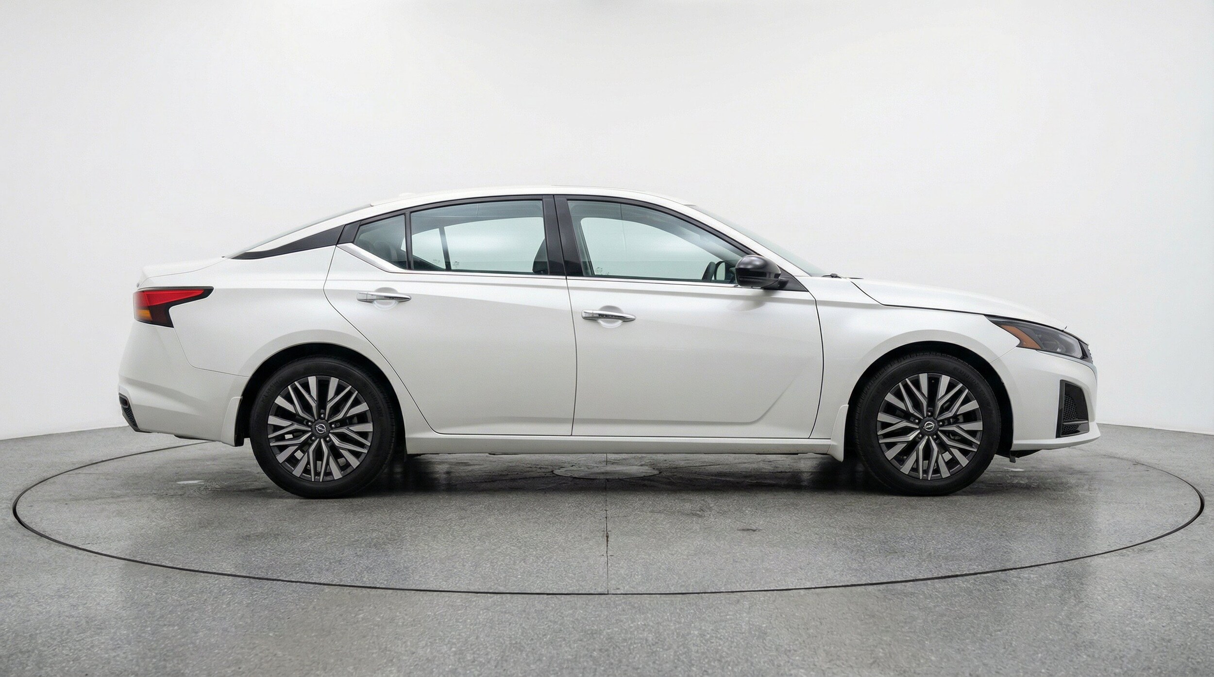 Thumbnail: 2025 Nissan Altima - 11