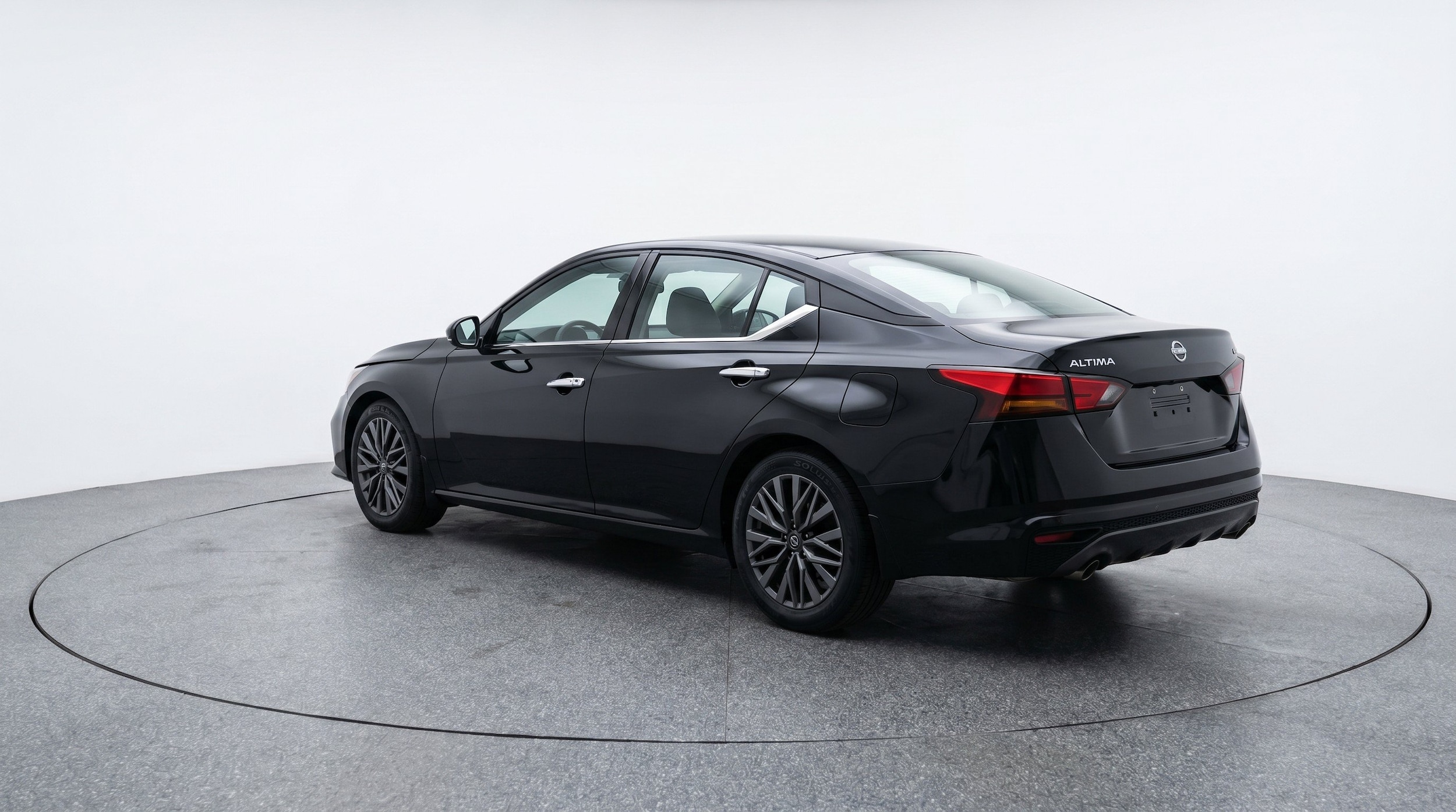 Thumbnail: 2025 Nissan Altima - 6