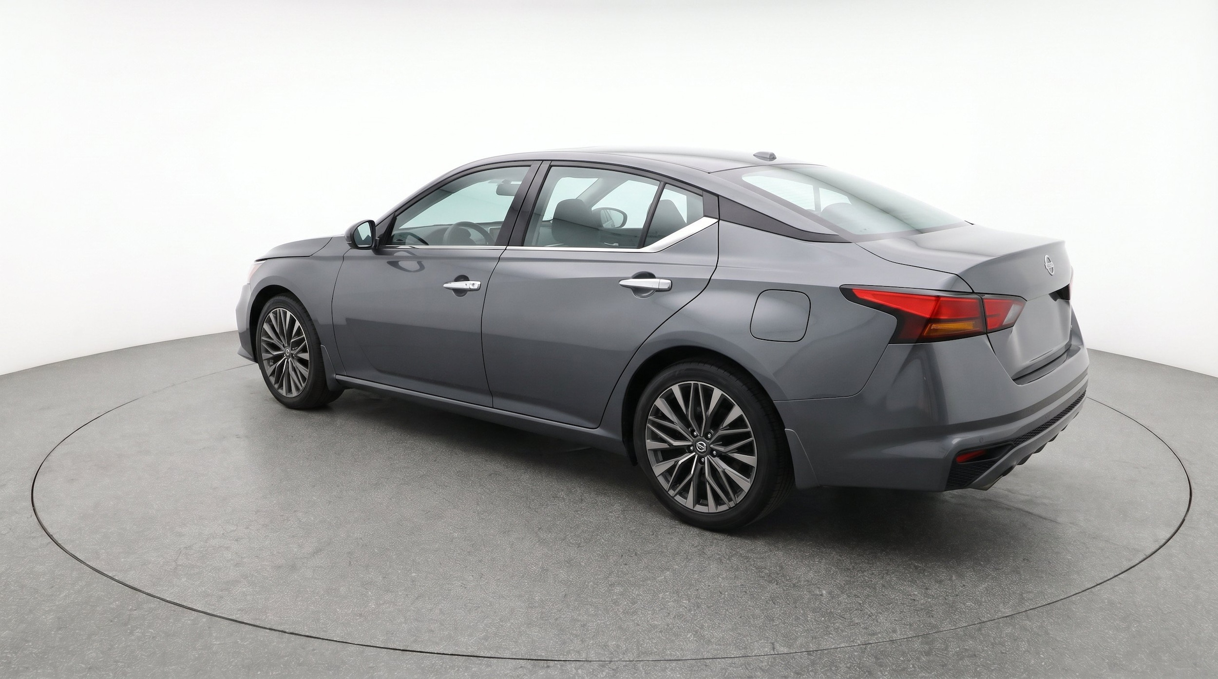 Thumbnail: 2025 Nissan Altima - 6