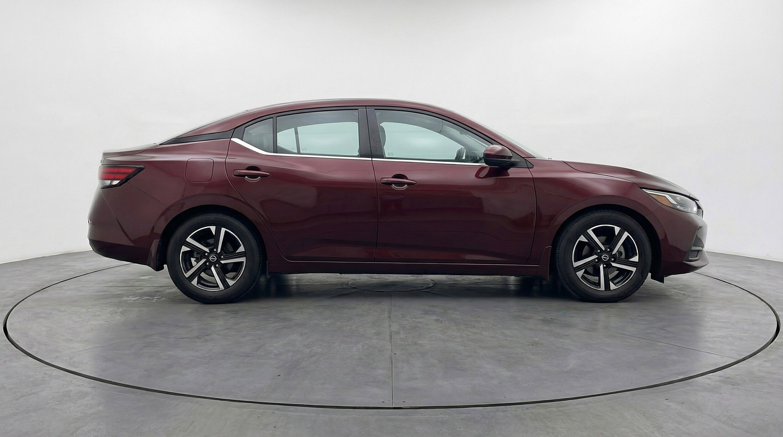 Thumbnail: 2025 Nissan Sentra - 11
