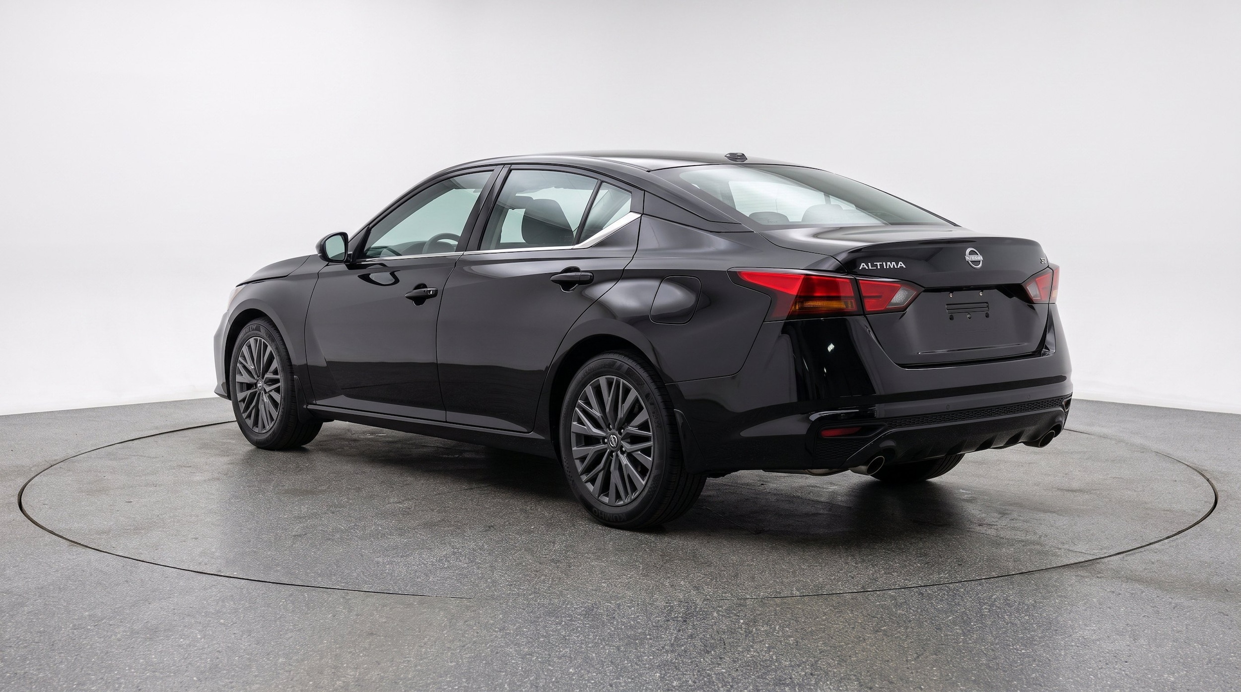 Thumbnail: 2025 Nissan Altima - 6