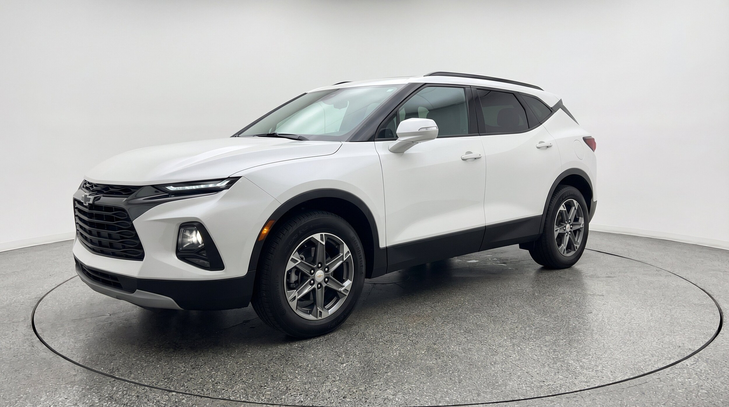 Thumbnail: 2025 Chevrolet Blazer - 3