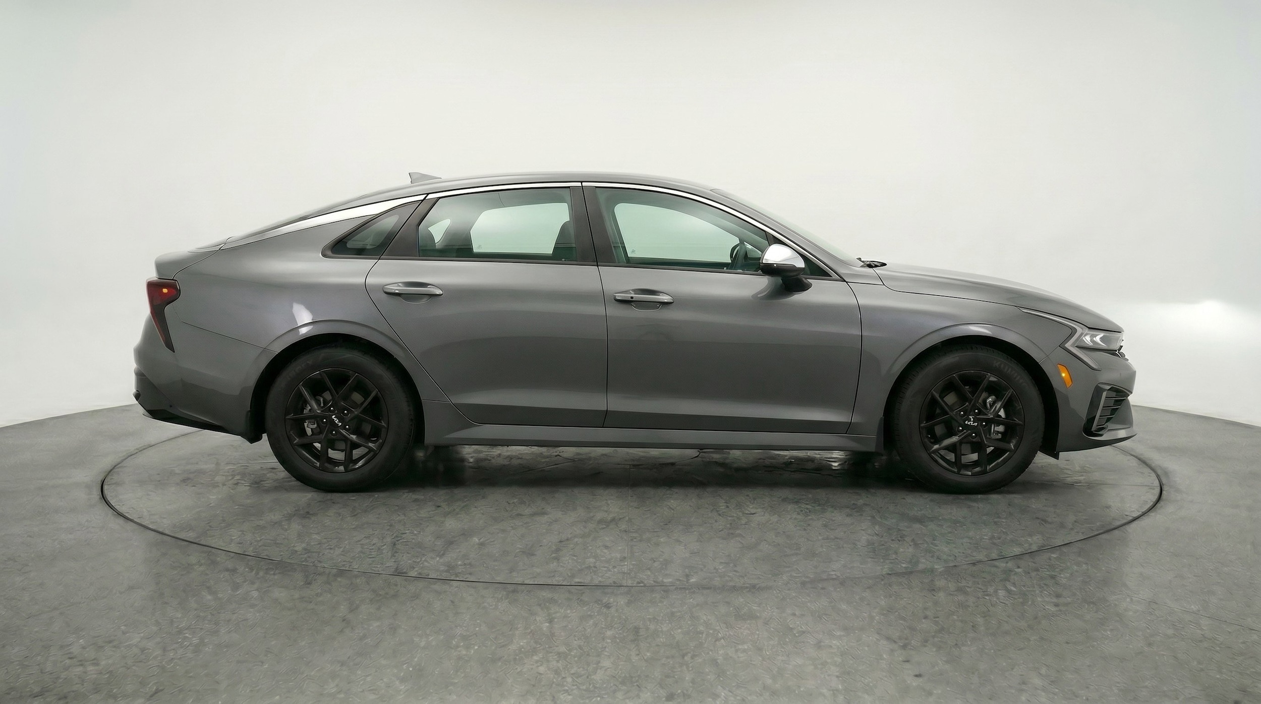 Thumbnail: 2025 Kia K5 - 11