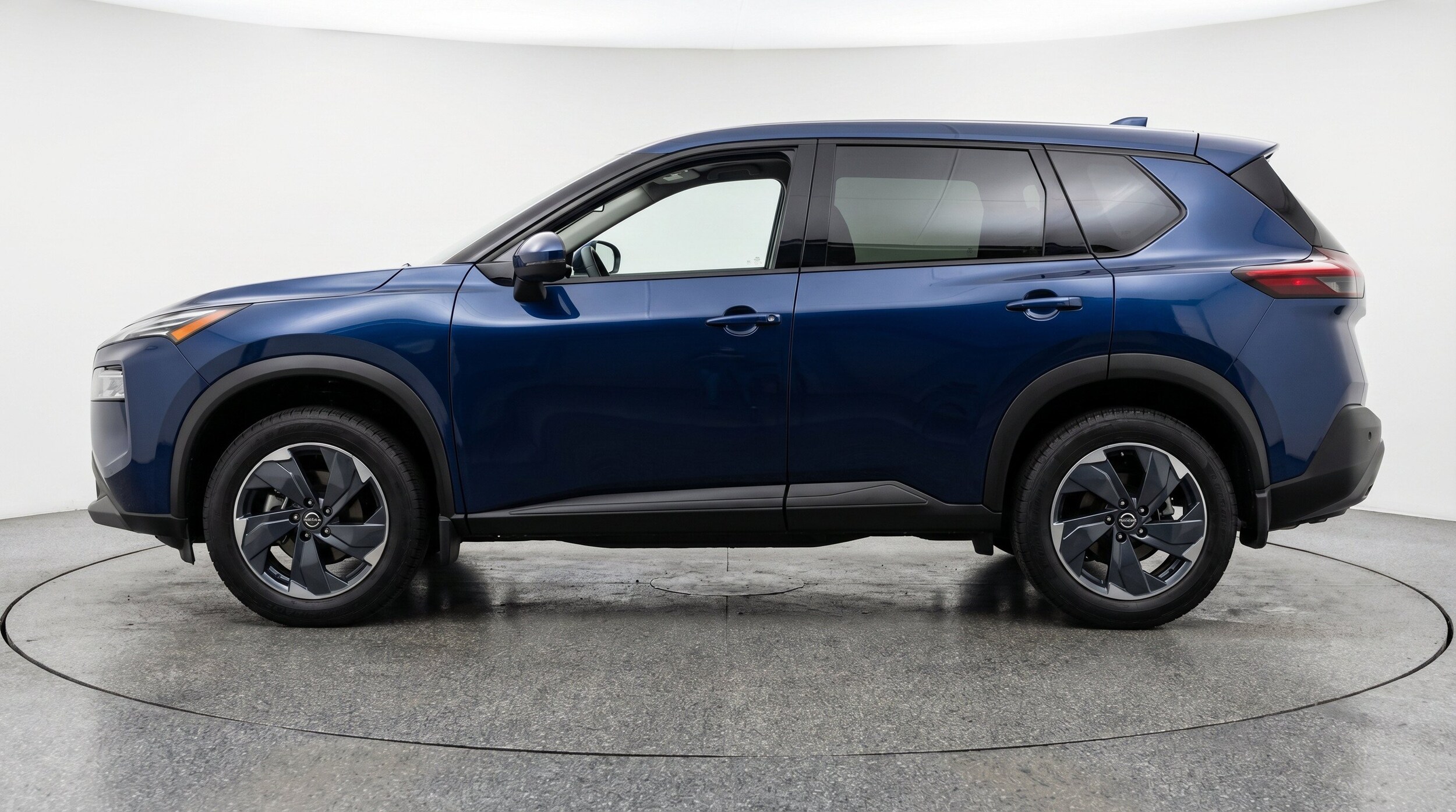 Thumbnail: 2025 Nissan Rogue - 5
