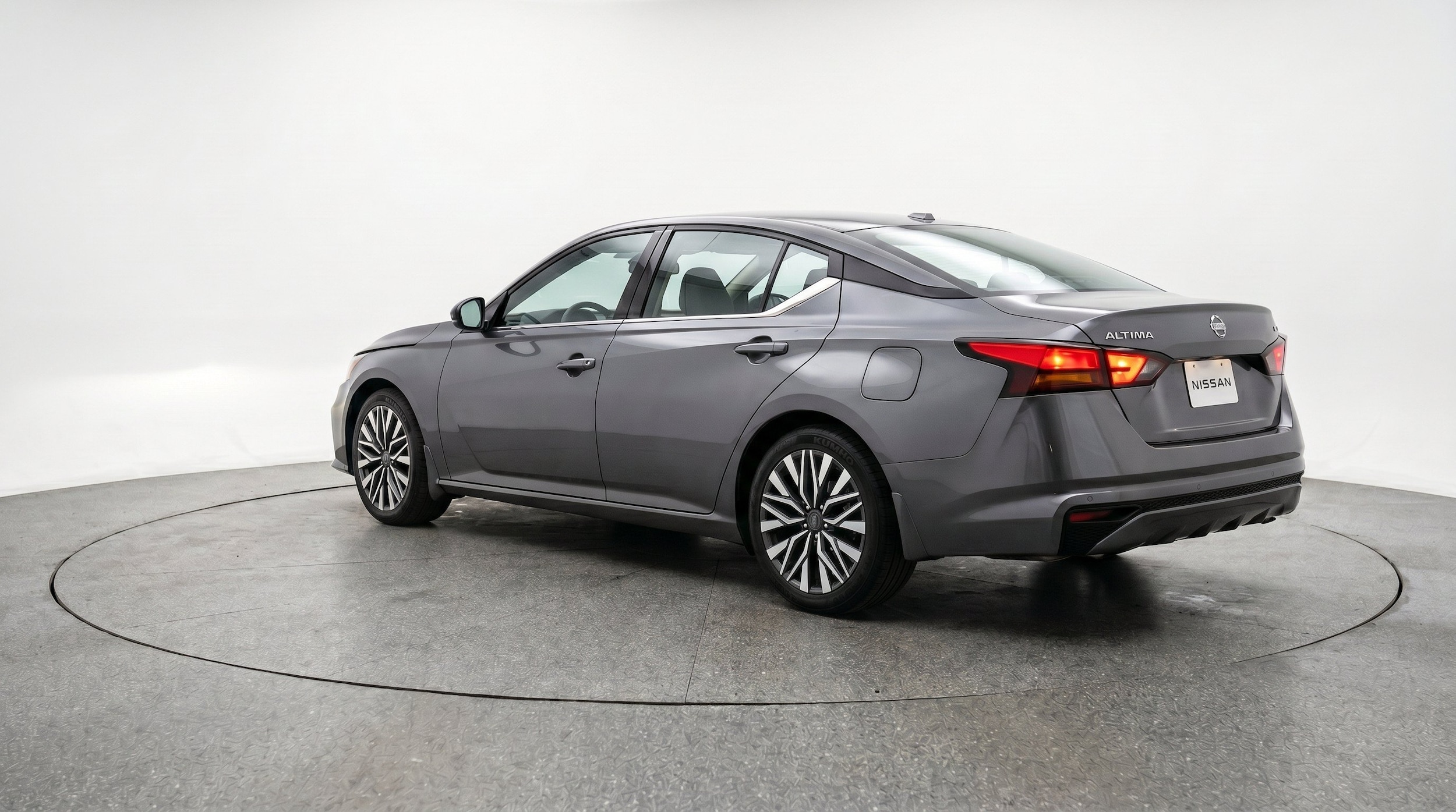 Thumbnail: 2025 Nissan Altima - 6