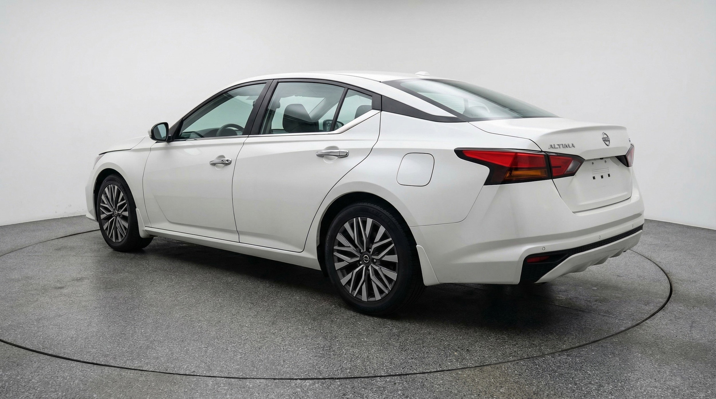Thumbnail: 2025 Nissan Altima - 6