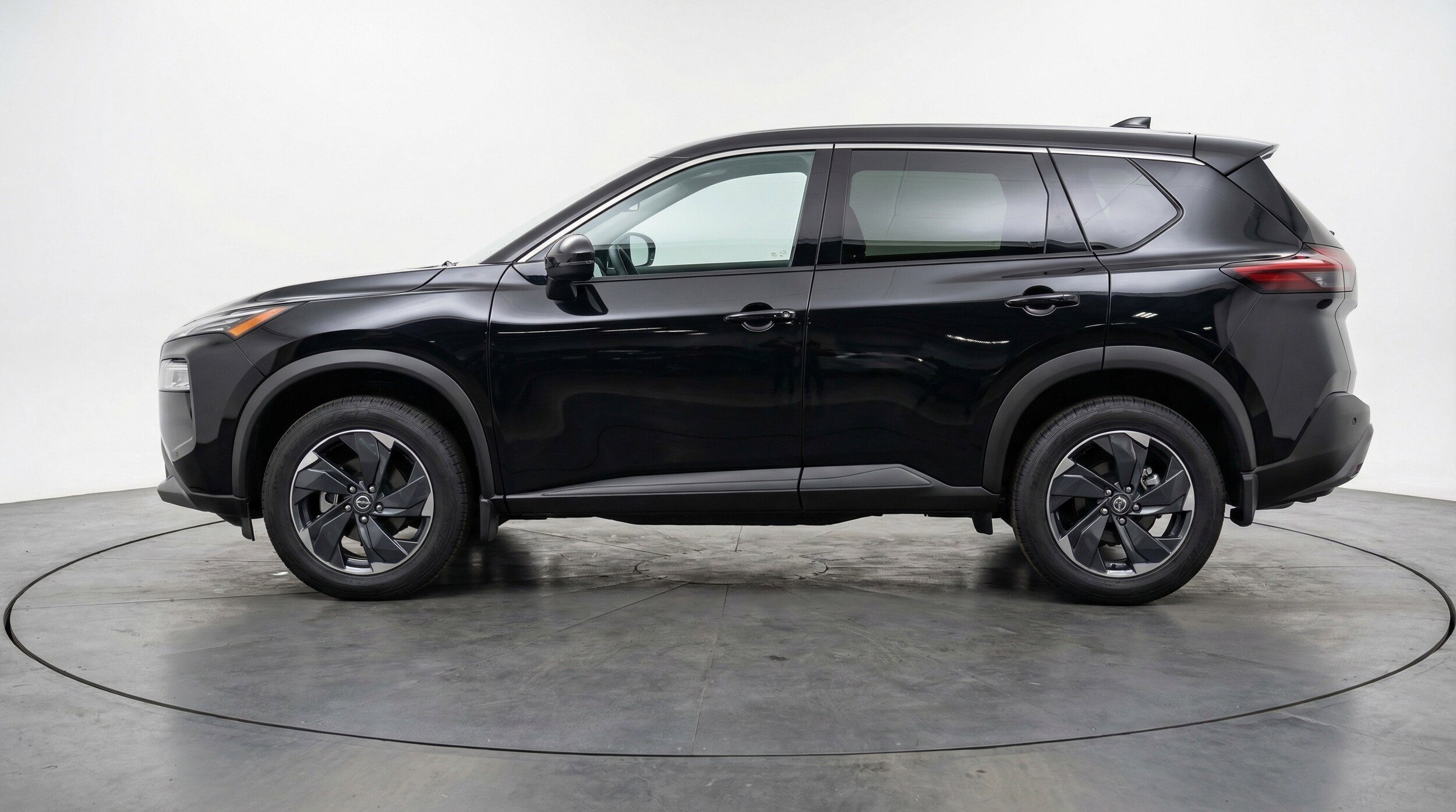 Thumbnail: 2025 Nissan Rogue - 5