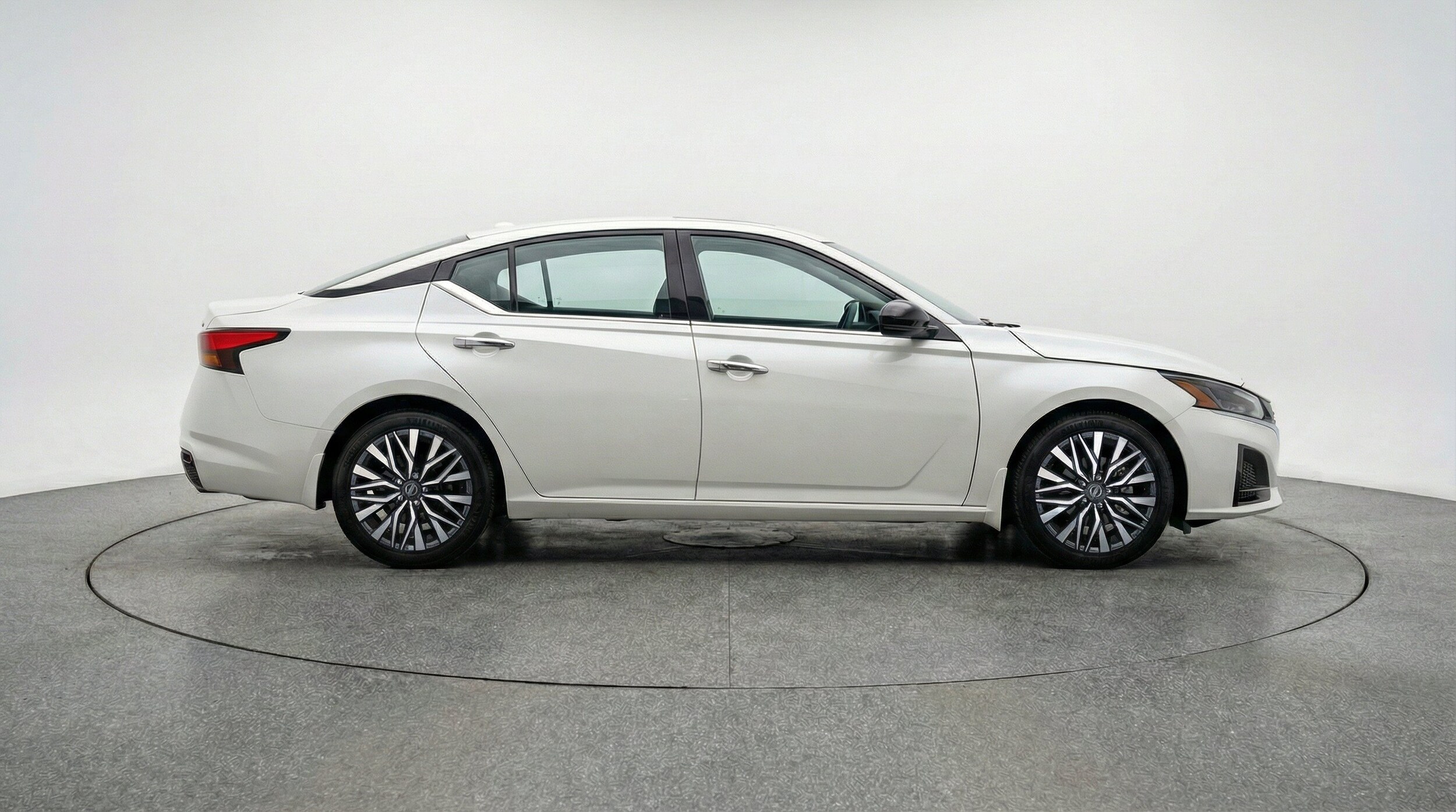 Thumbnail: 2025 Nissan Altima - 11