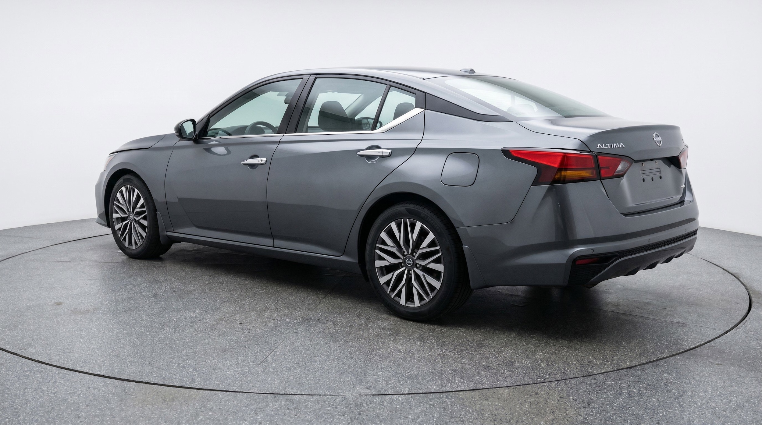 Thumbnail: 2025 Nissan Altima - 6