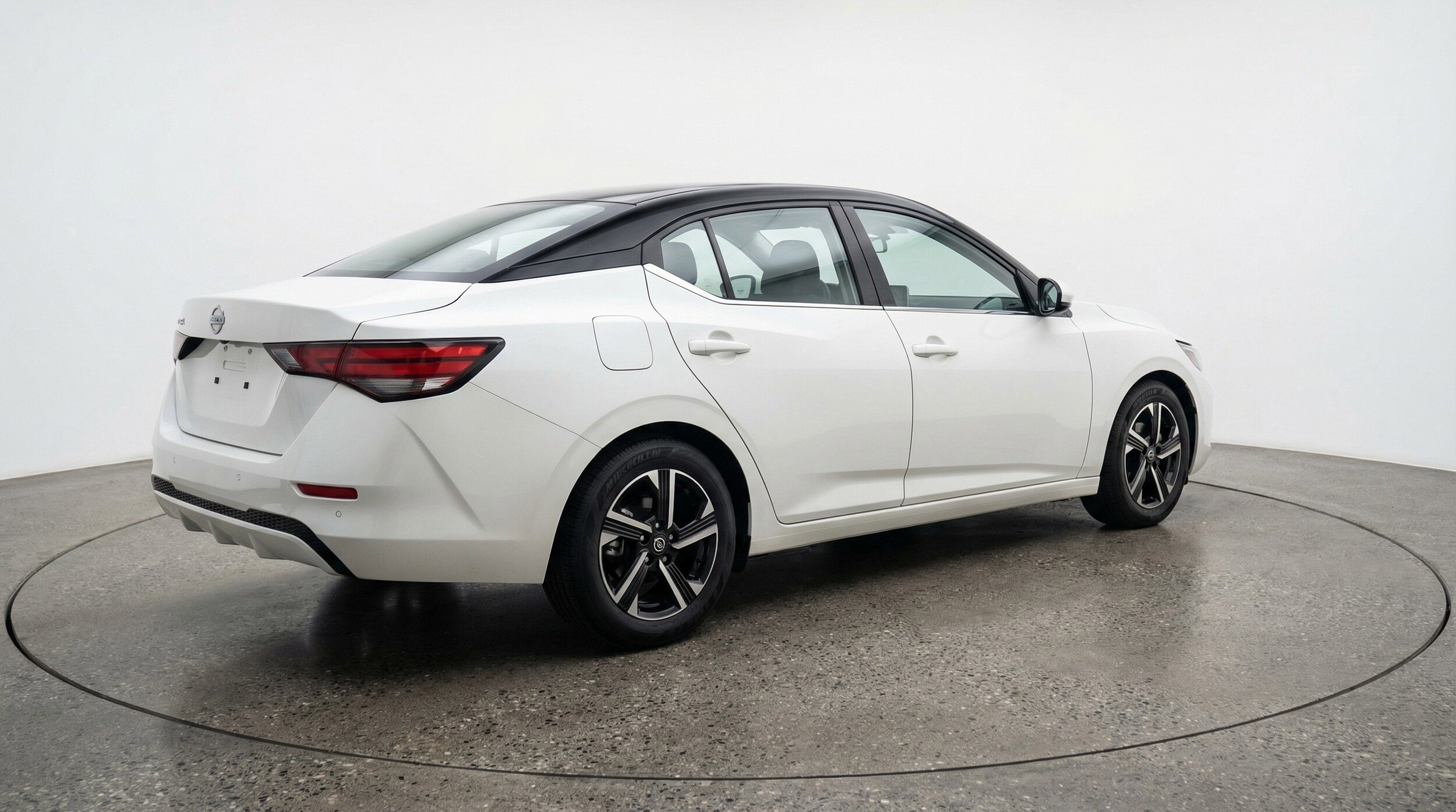 Thumbnail: 2025 Nissan Sentra - 9