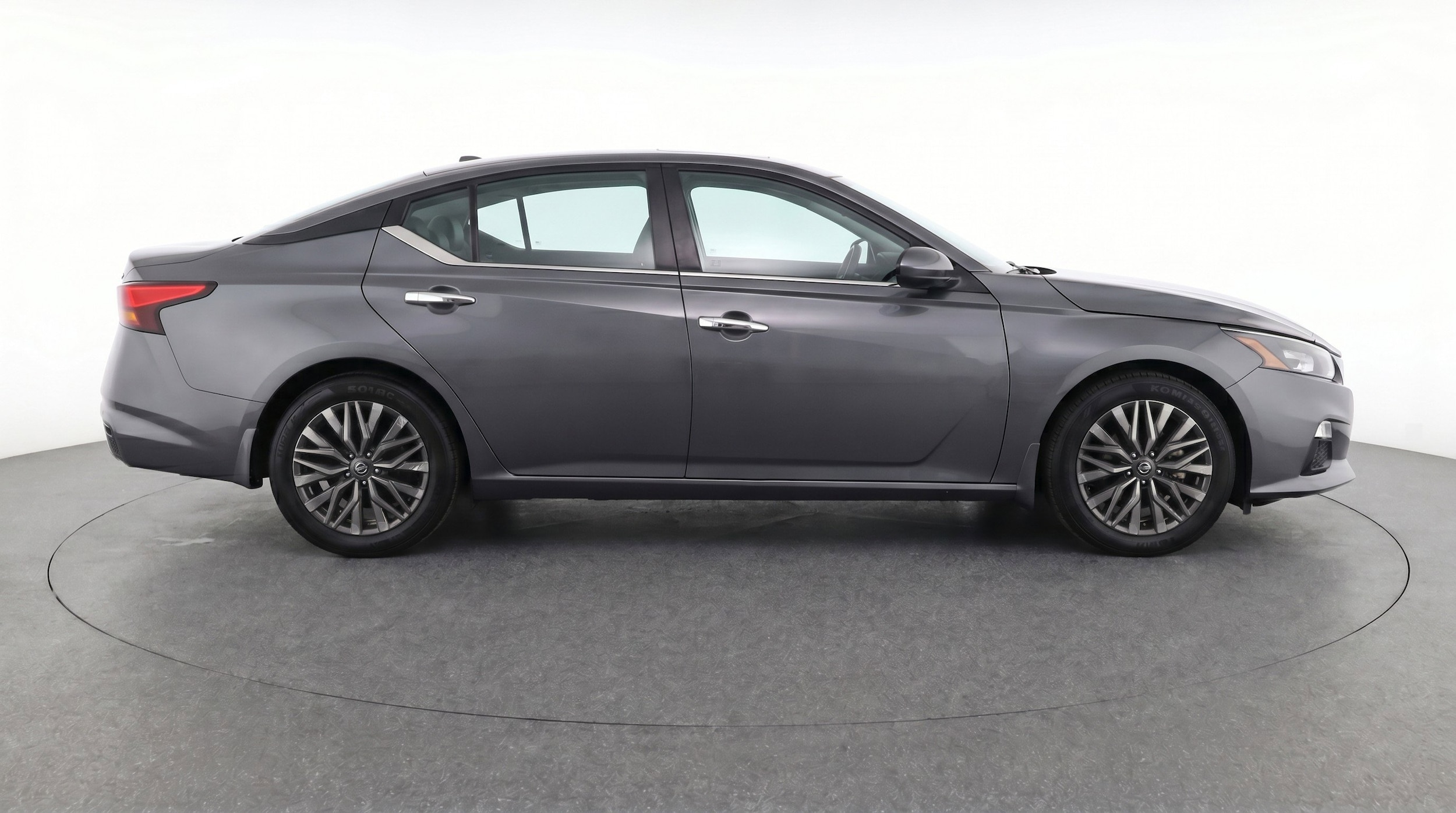 Thumbnail: 2025 Nissan Altima - 11