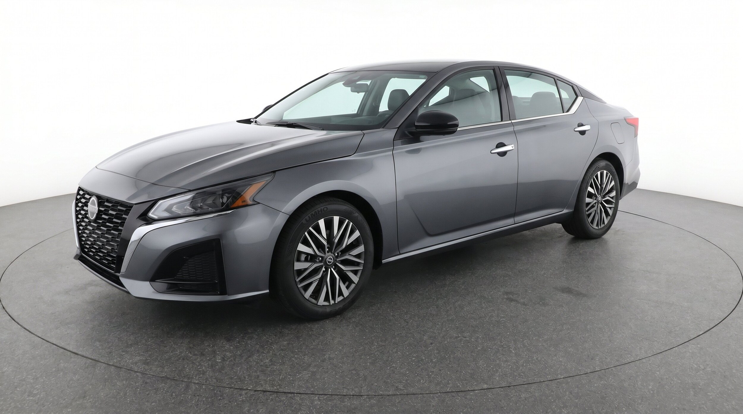 Thumbnail: 2025 Nissan Altima - 3