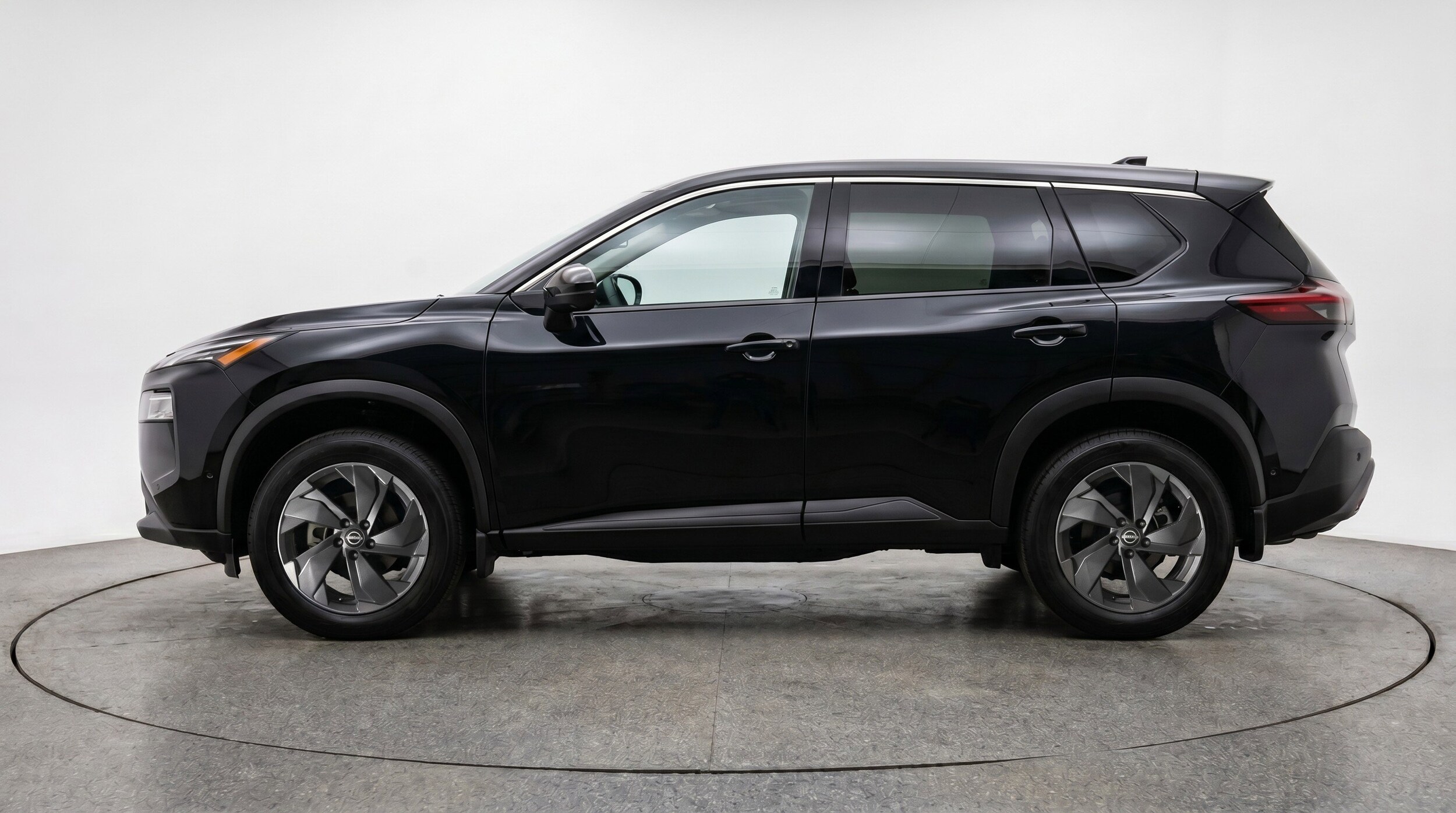 Thumbnail: 2025 Nissan Rogue - 5