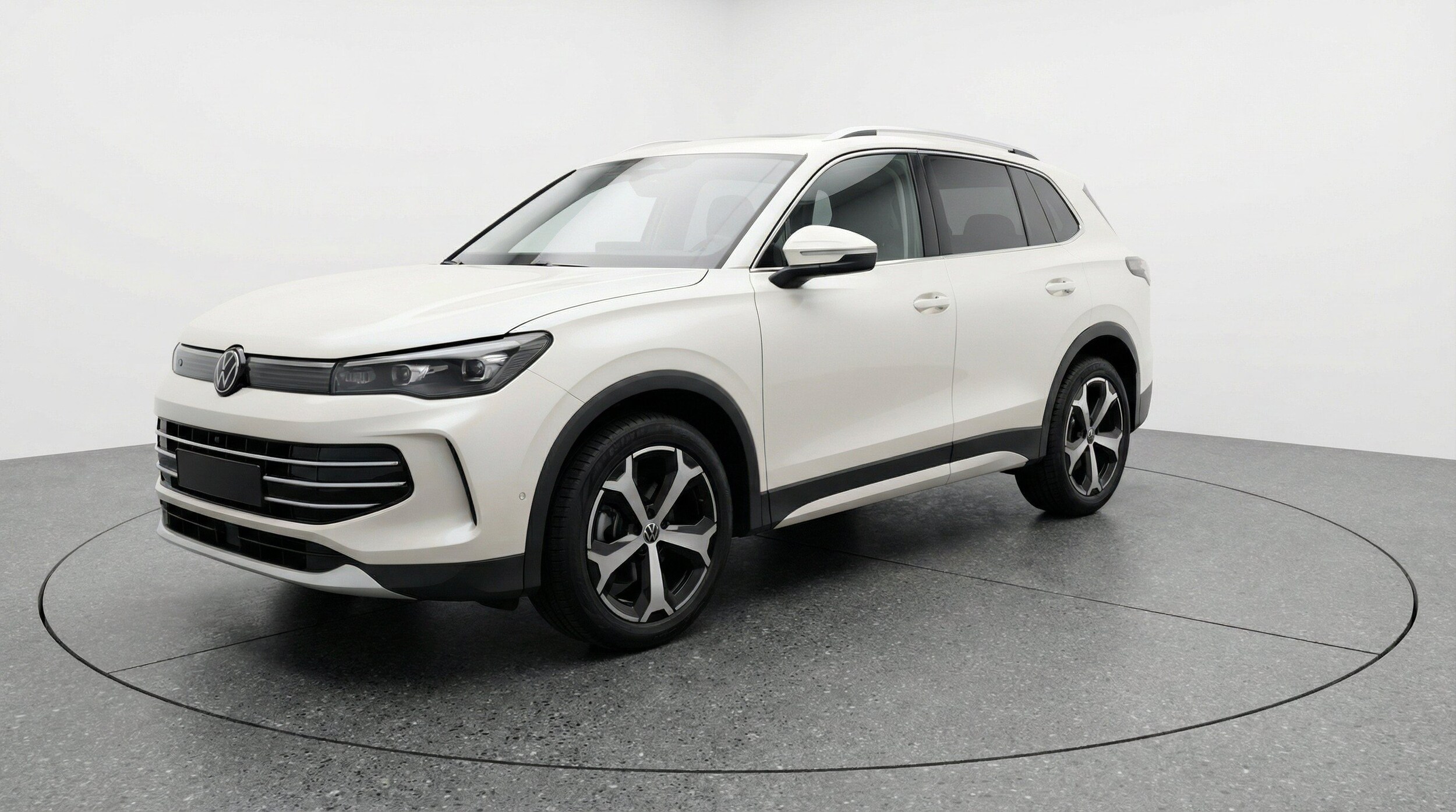 Thumbnail: 2026 Volkswagen Tiguan - 3