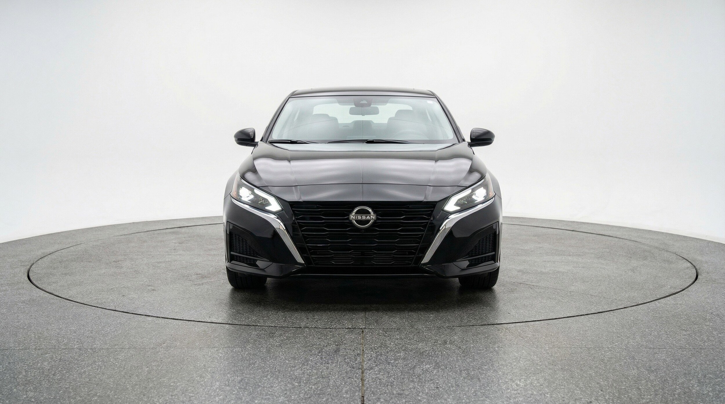 Thumbnail: 2025 Nissan Altima - 2