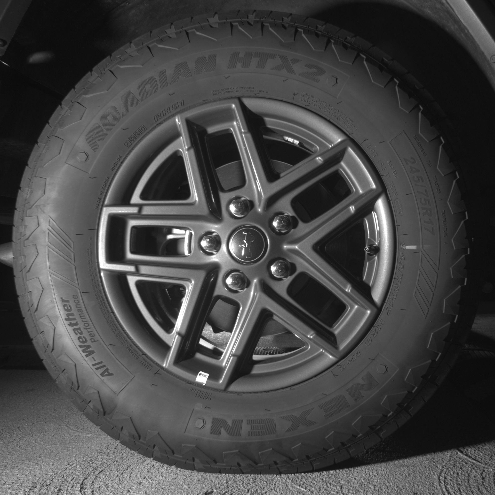 Thumbnail: 2025 Jeep Wrangler - 15