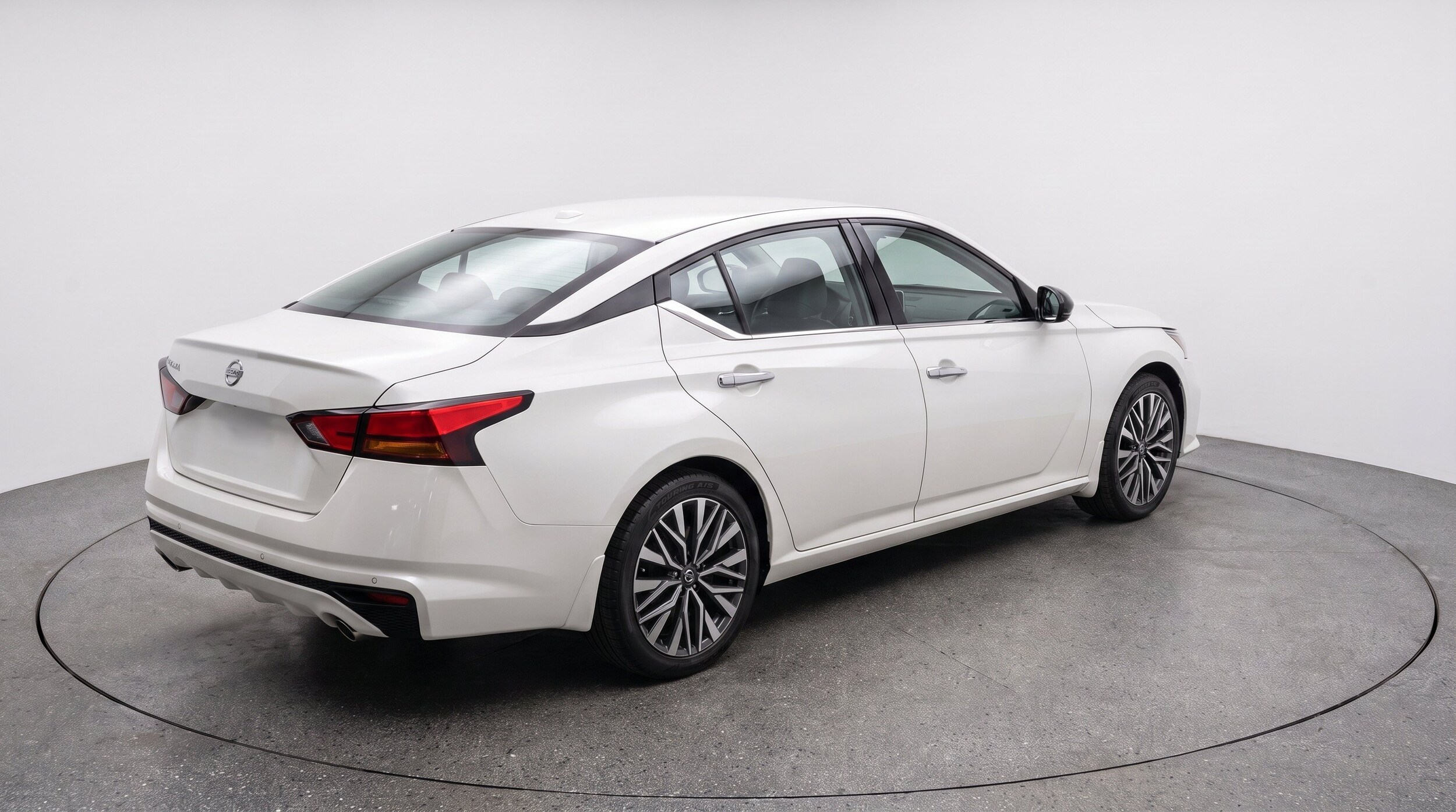 Thumbnail: 2025 Nissan Altima - 9