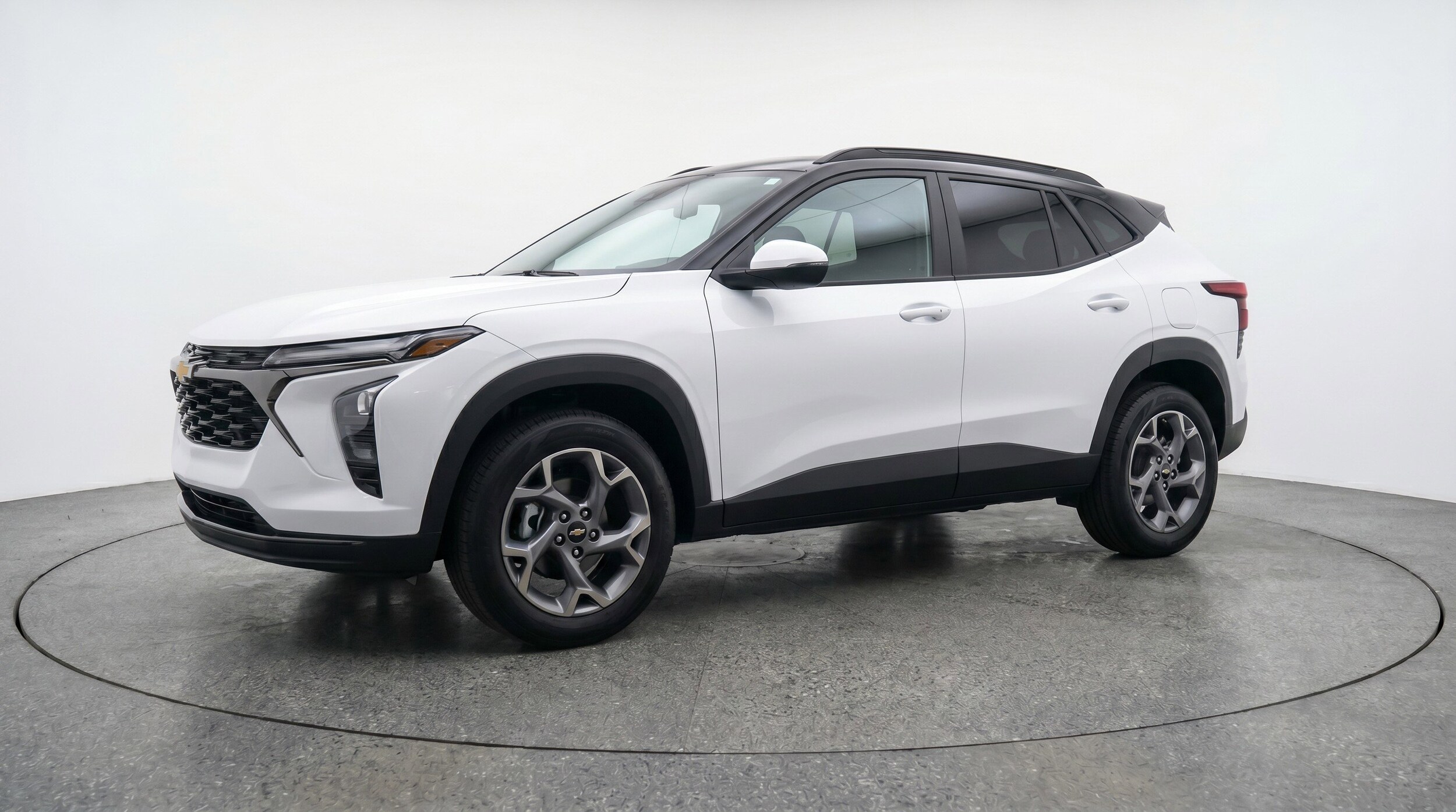 Thumbnail: 2025 Chevrolet Trax - 3