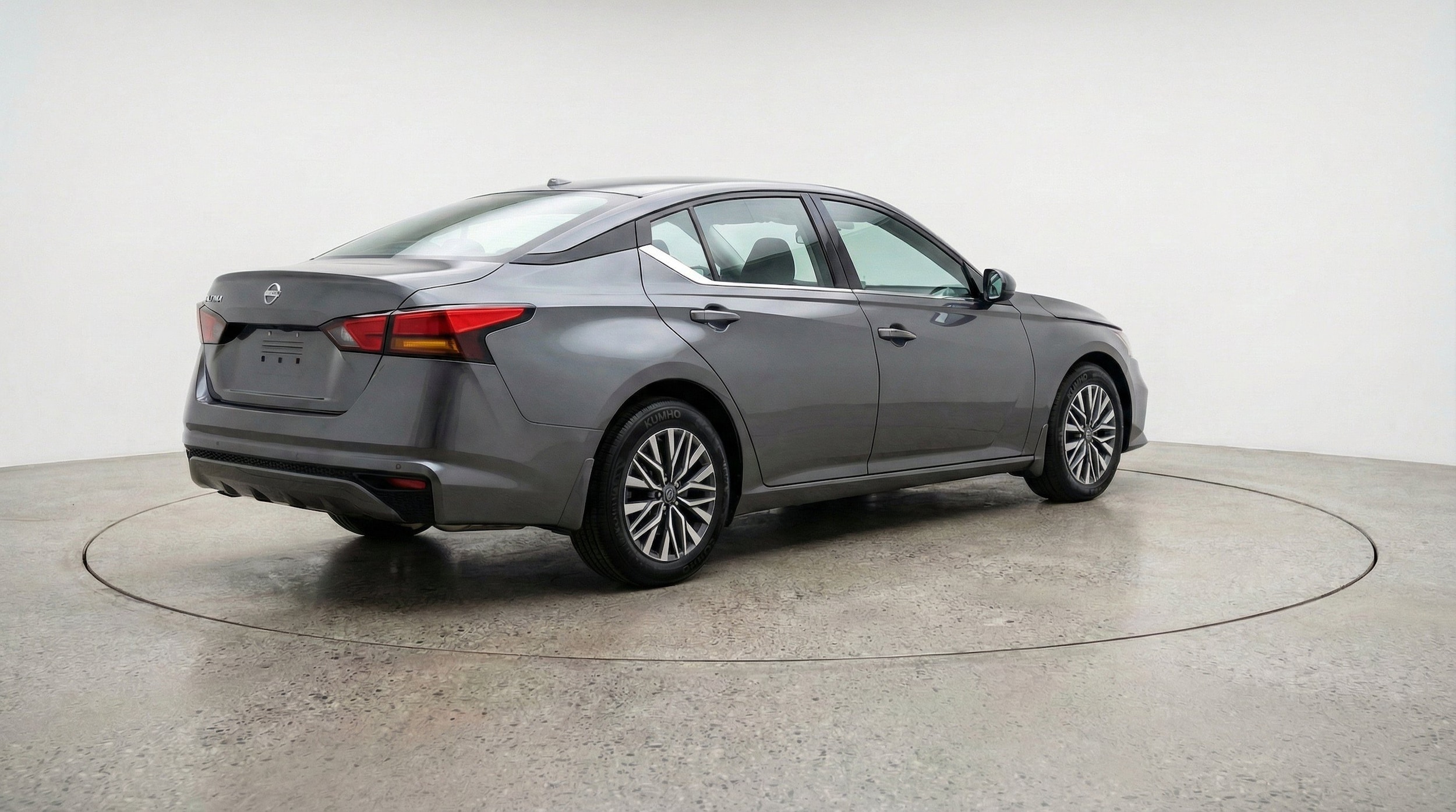 Thumbnail: 2025 Nissan Altima - 9