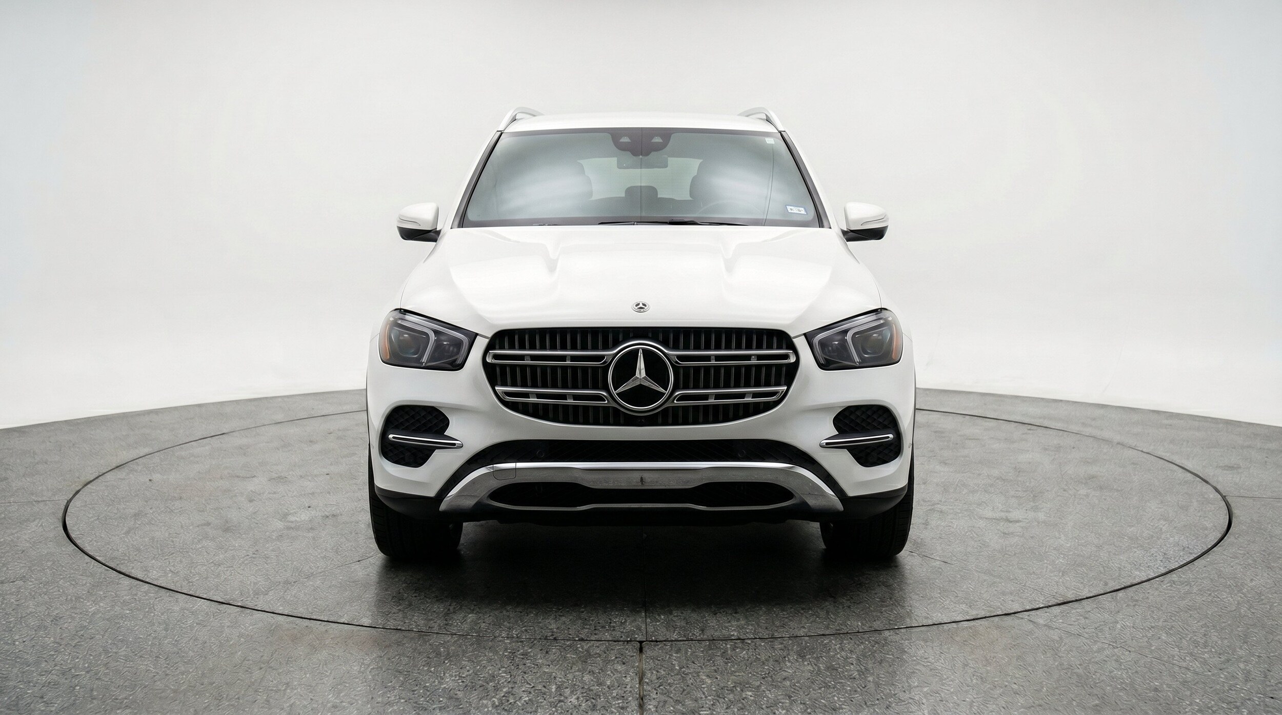 Thumbnail: 2026 Mercedes-Benz GLE - 2