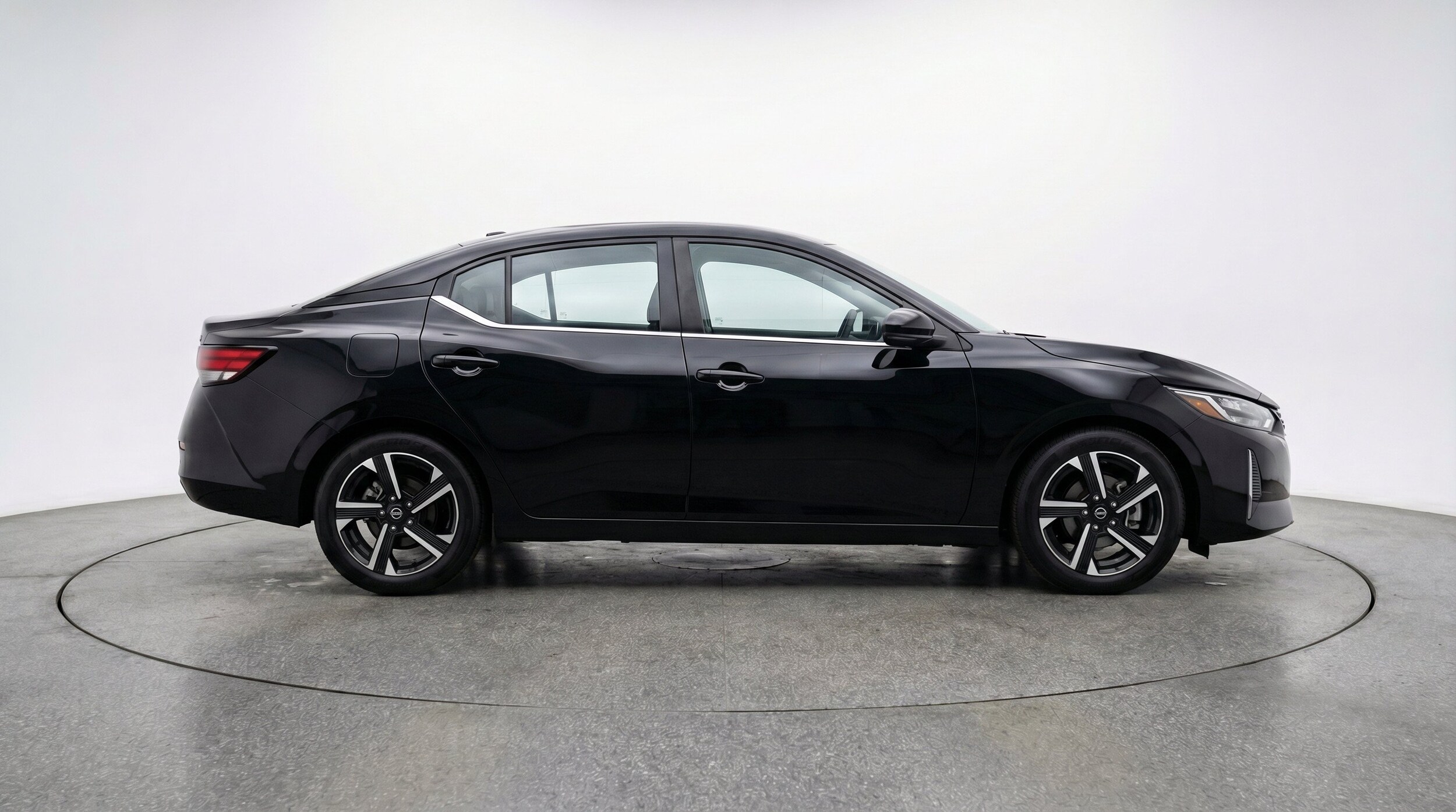 Thumbnail: 2025 Nissan Sentra - 11