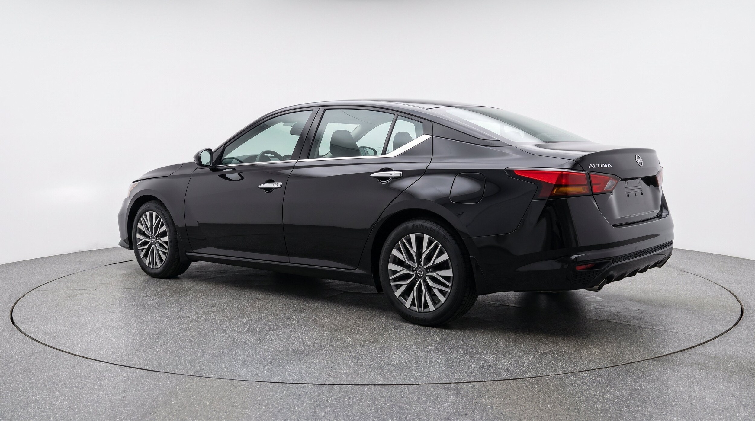 Thumbnail: 2025 Nissan Altima - 6