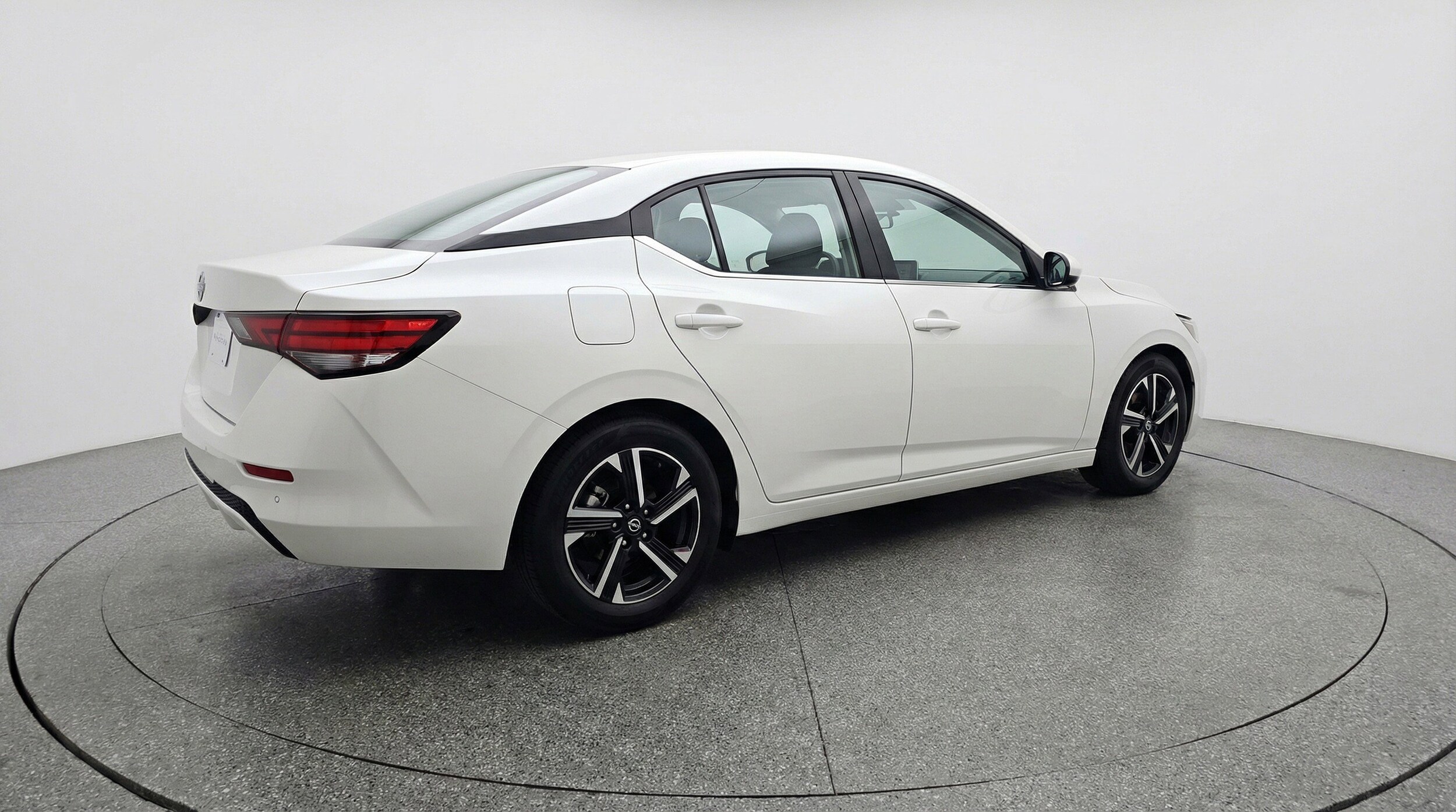 Thumbnail: 2025 Nissan Sentra - 9