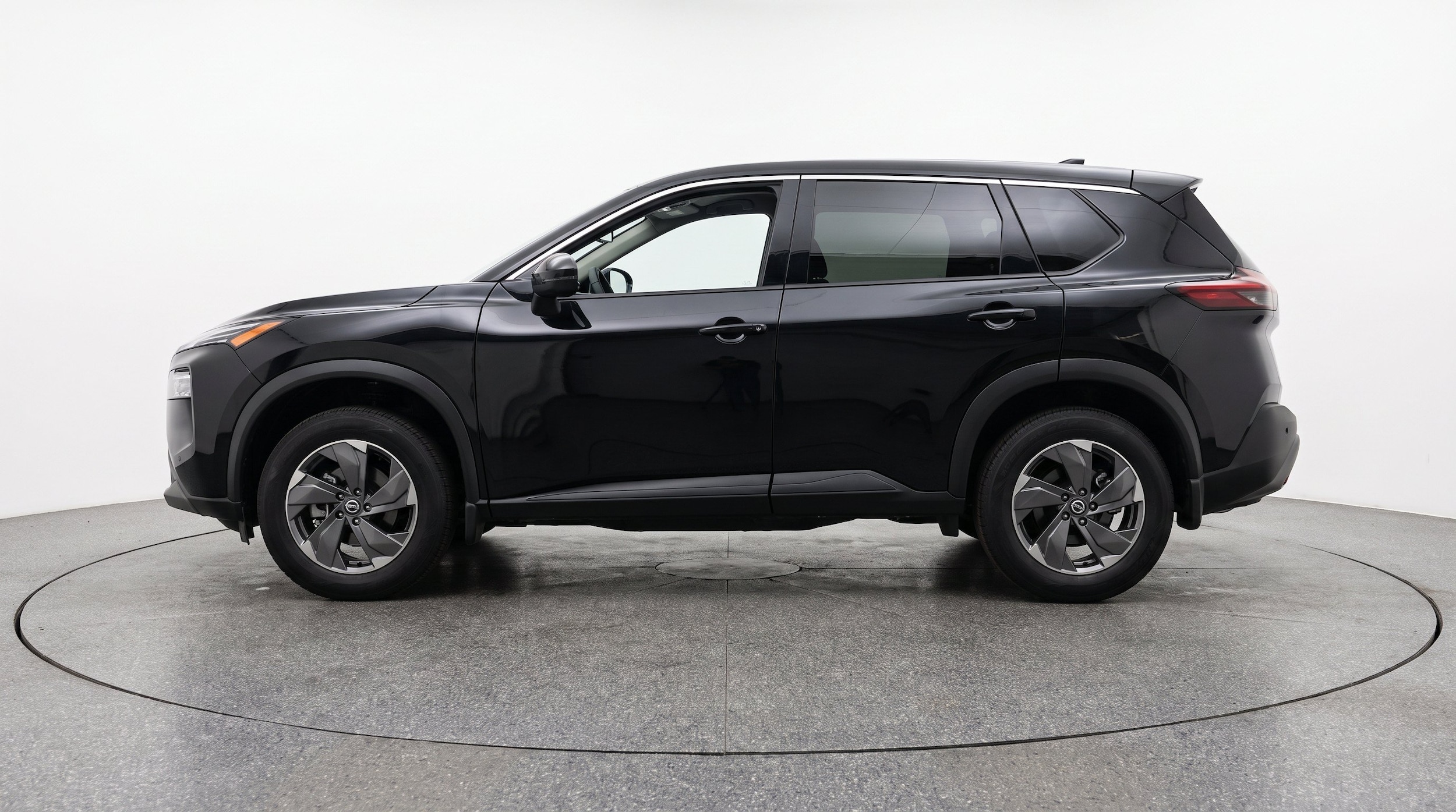 Thumbnail: 2025 Nissan Rogue - 5