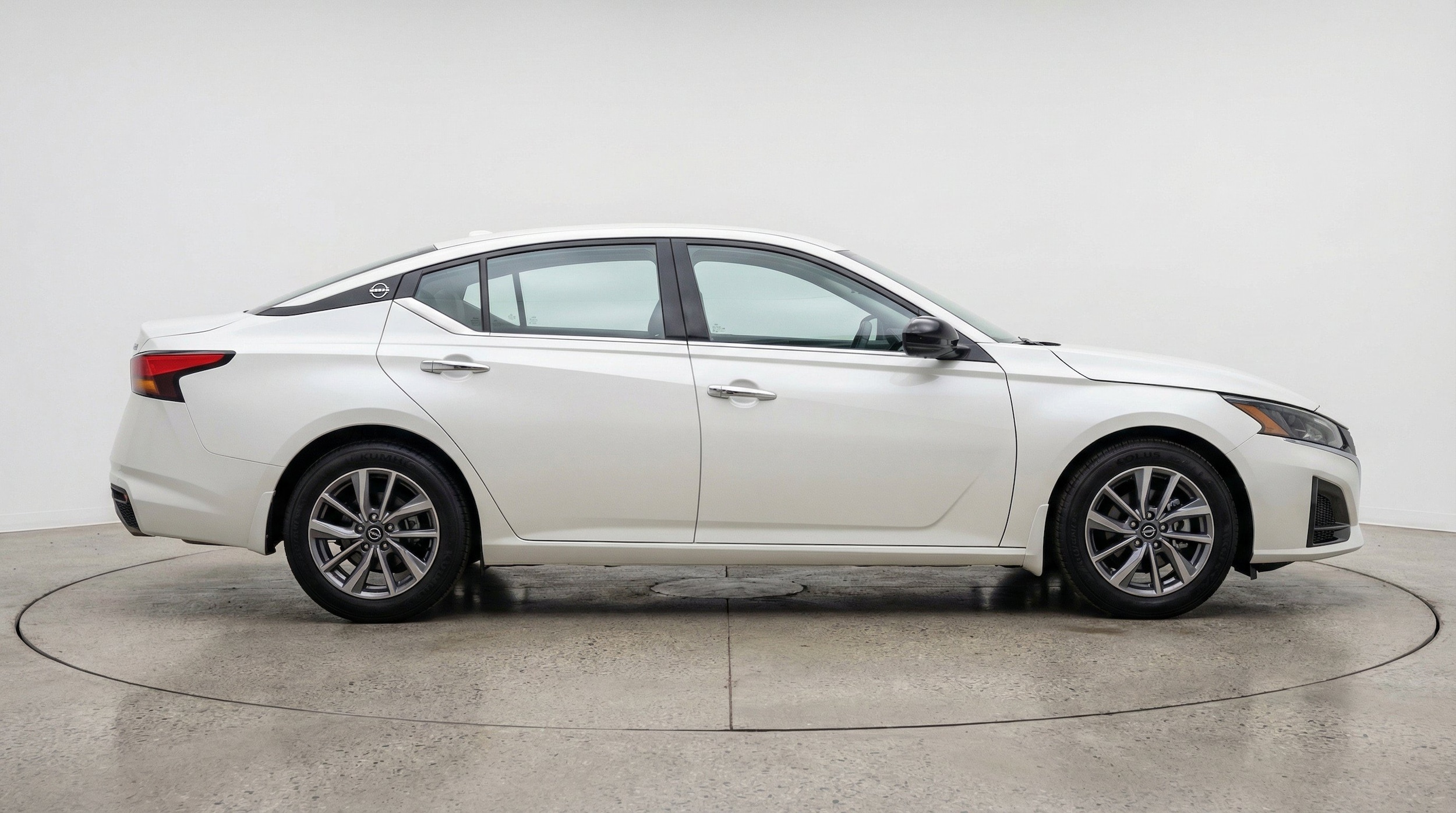 Thumbnail: 2025 Nissan Altima - 11