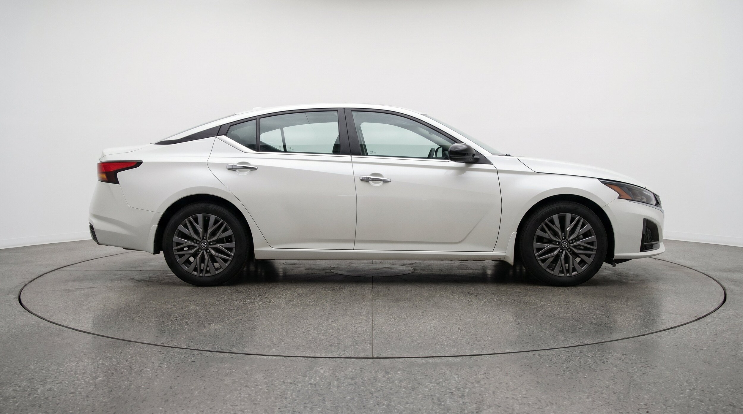 Thumbnail: 2025 Nissan Altima - 11