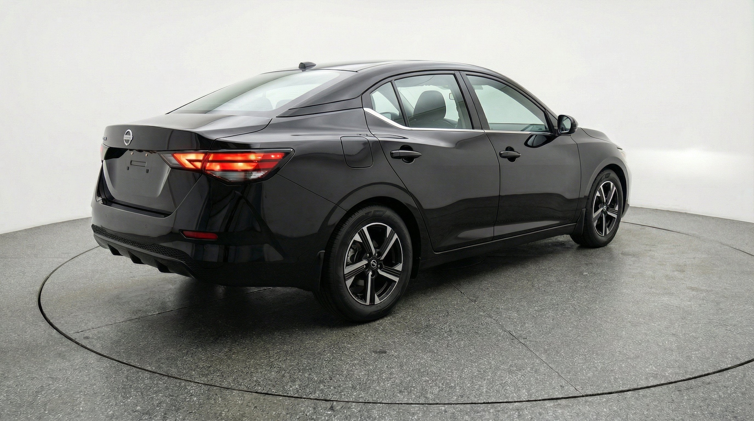 Thumbnail: 2025 Nissan Sentra - 9