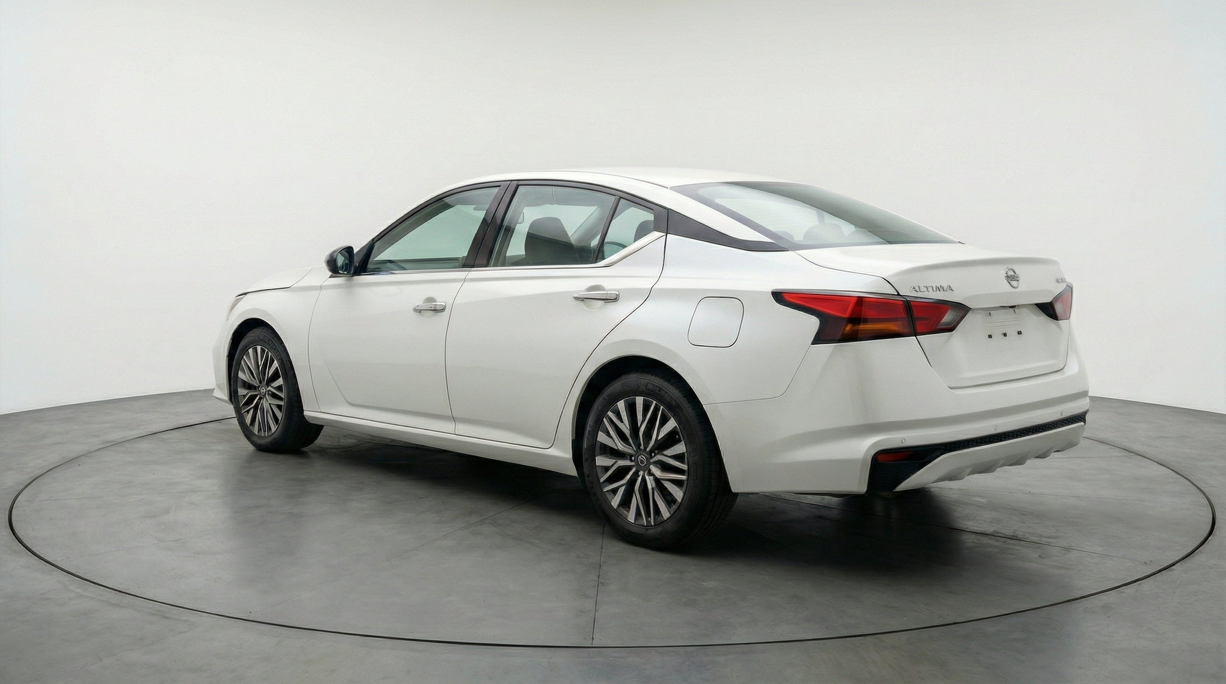 Thumbnail: 2025 Nissan Altima - 6