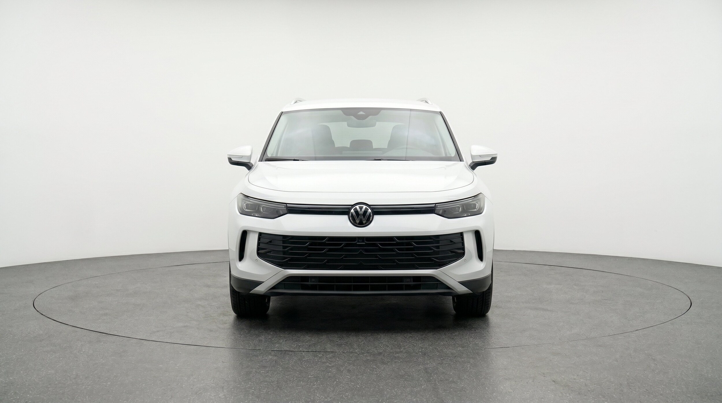Thumbnail: 2026 Volkswagen Tiguan - 2