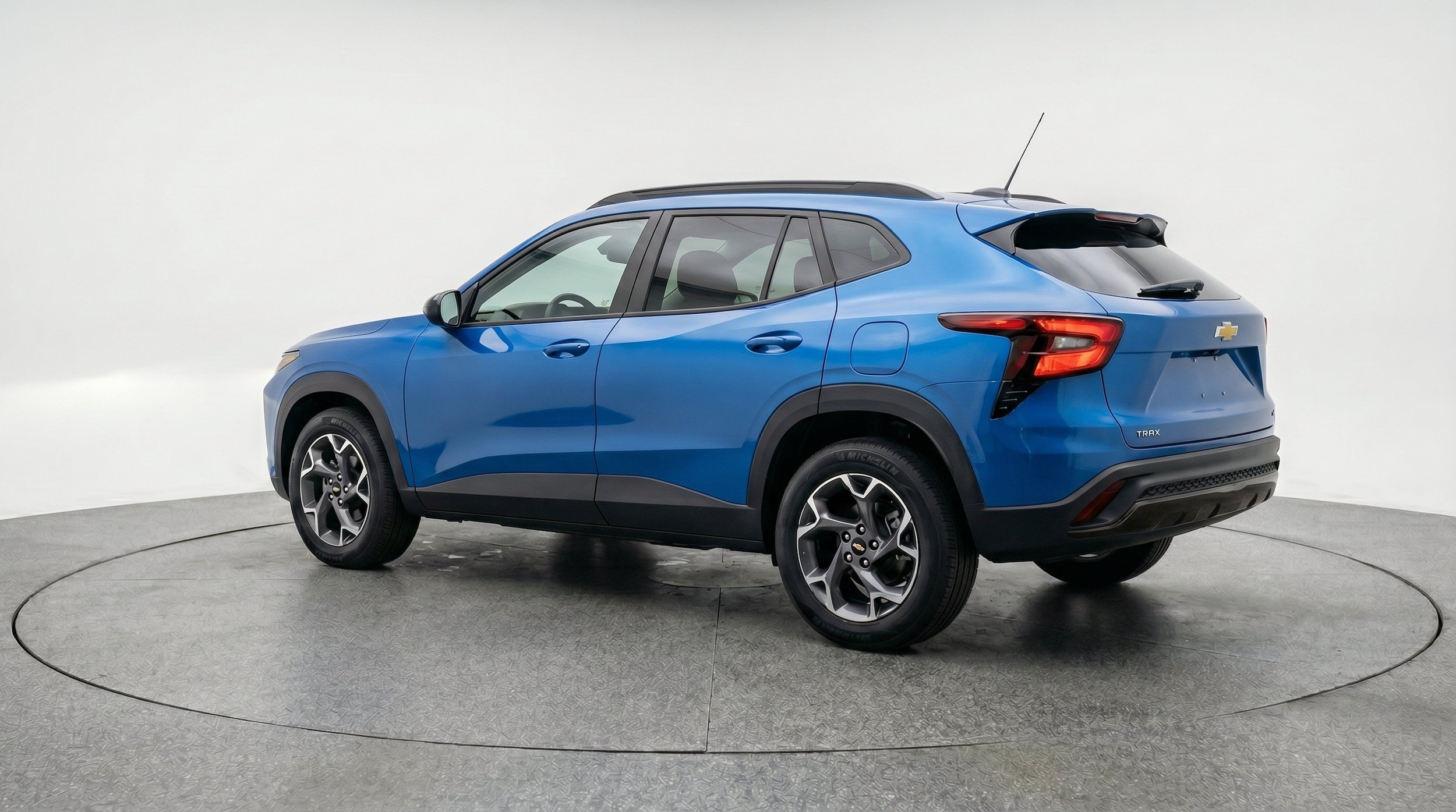 Thumbnail: 2025 Chevrolet Trax - 6