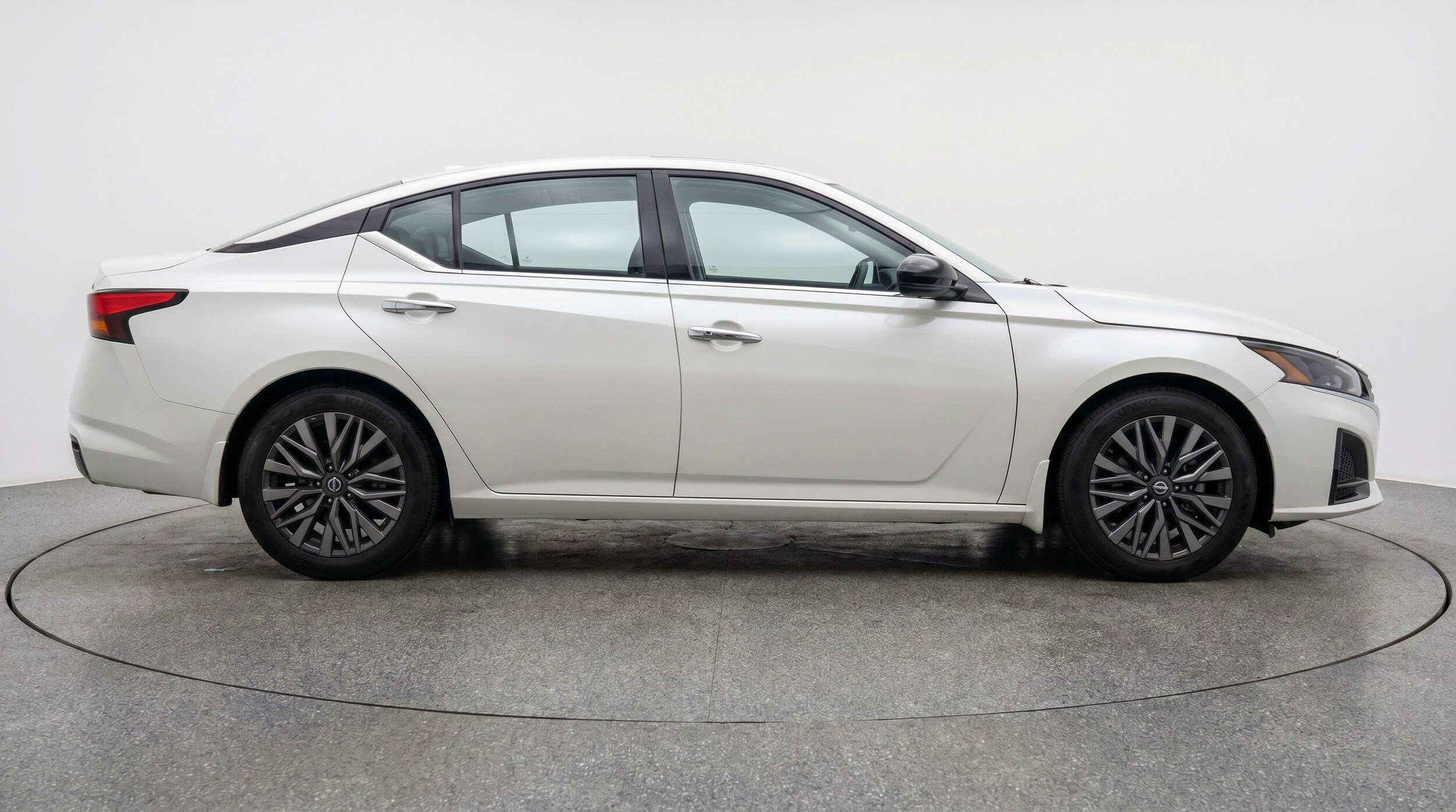 Thumbnail: 2025 Nissan Altima - 11
