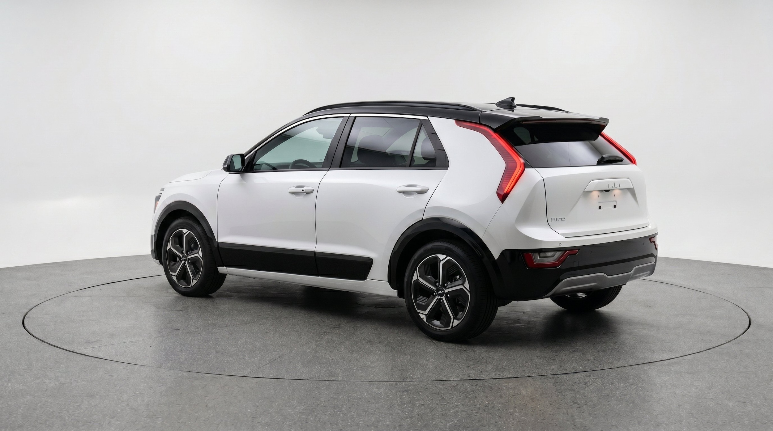 Thumbnail: 2026 Kia Niro - 6