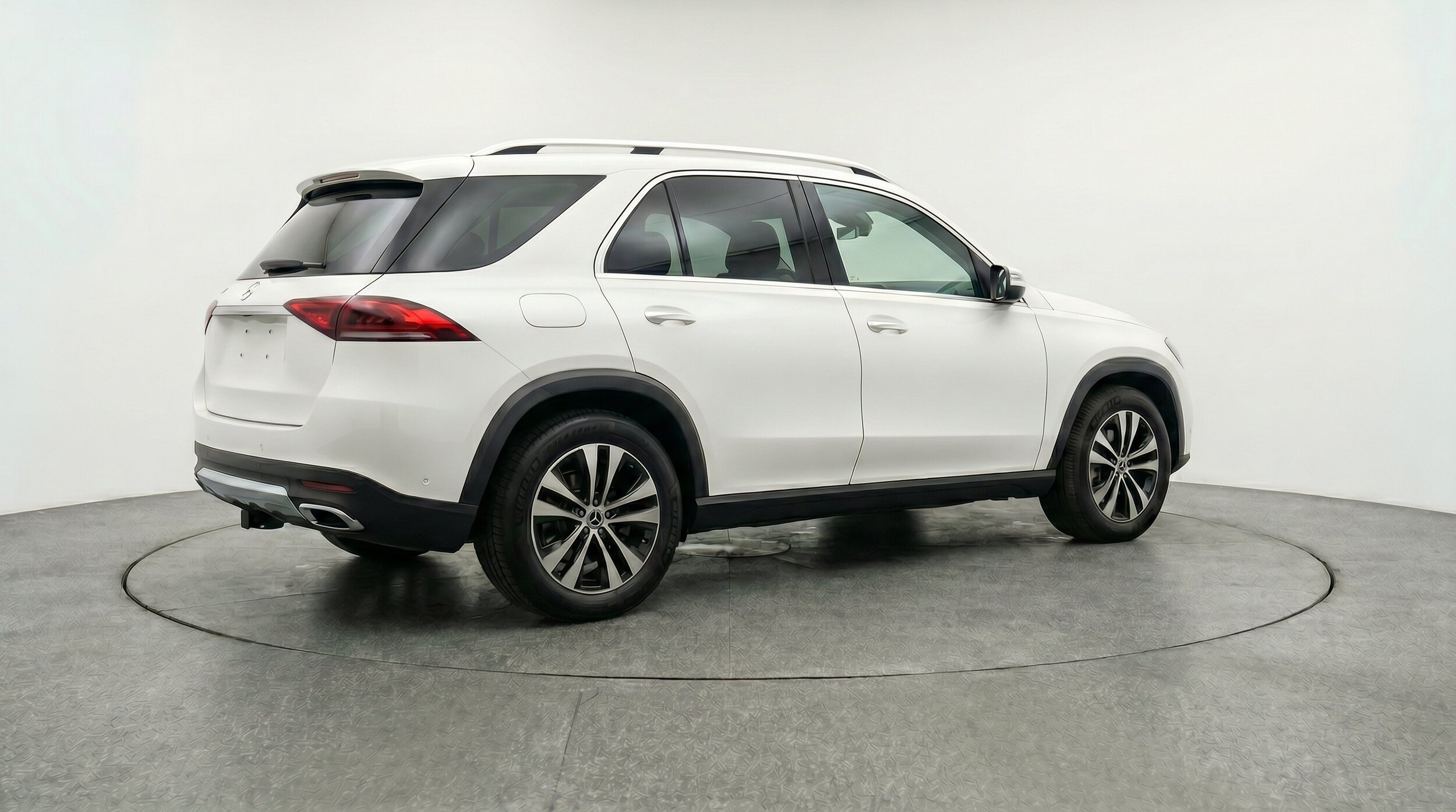 Thumbnail: 2026 Mercedes-Benz GLE - 9