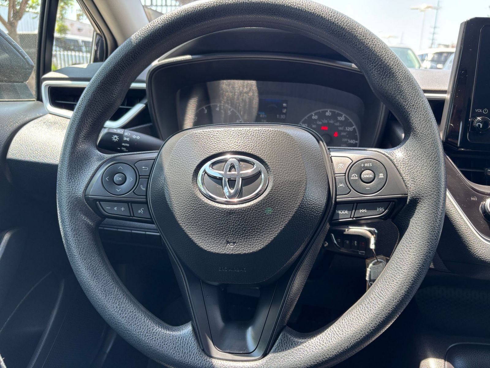 Thumbnail: 2025 Toyota Corolla - 23