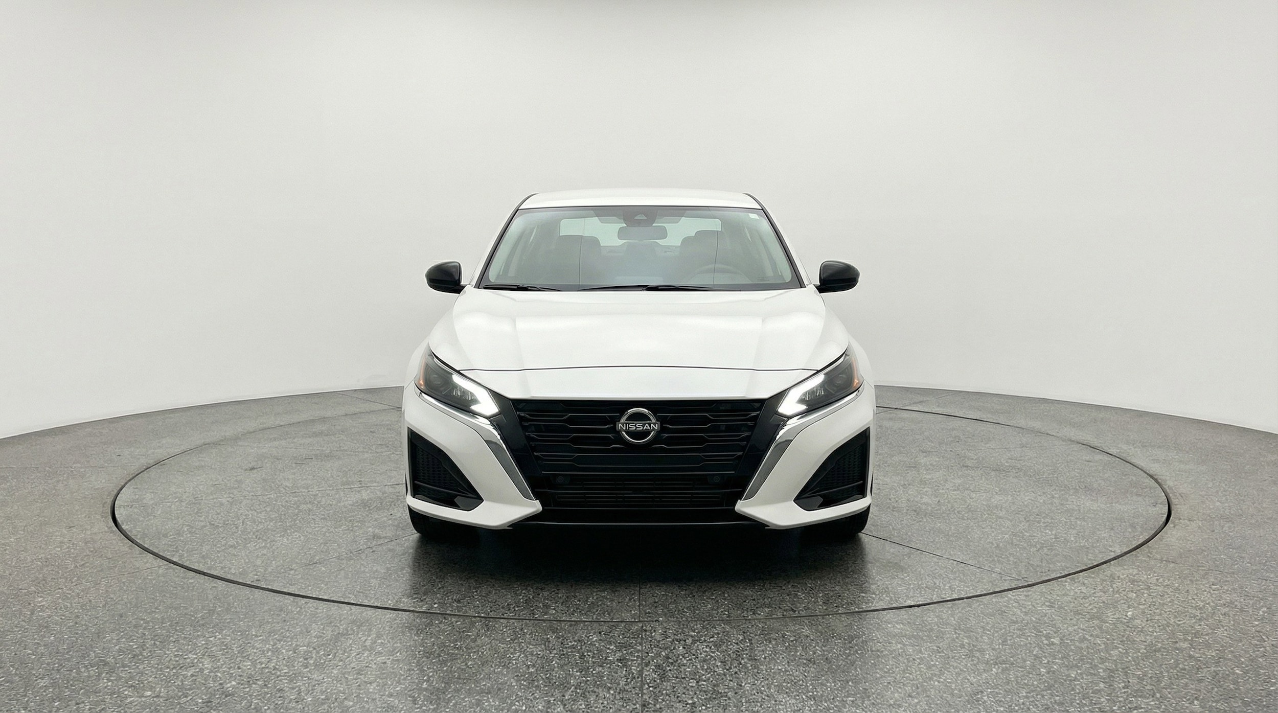 Thumbnail: 2025 Nissan Altima - 2