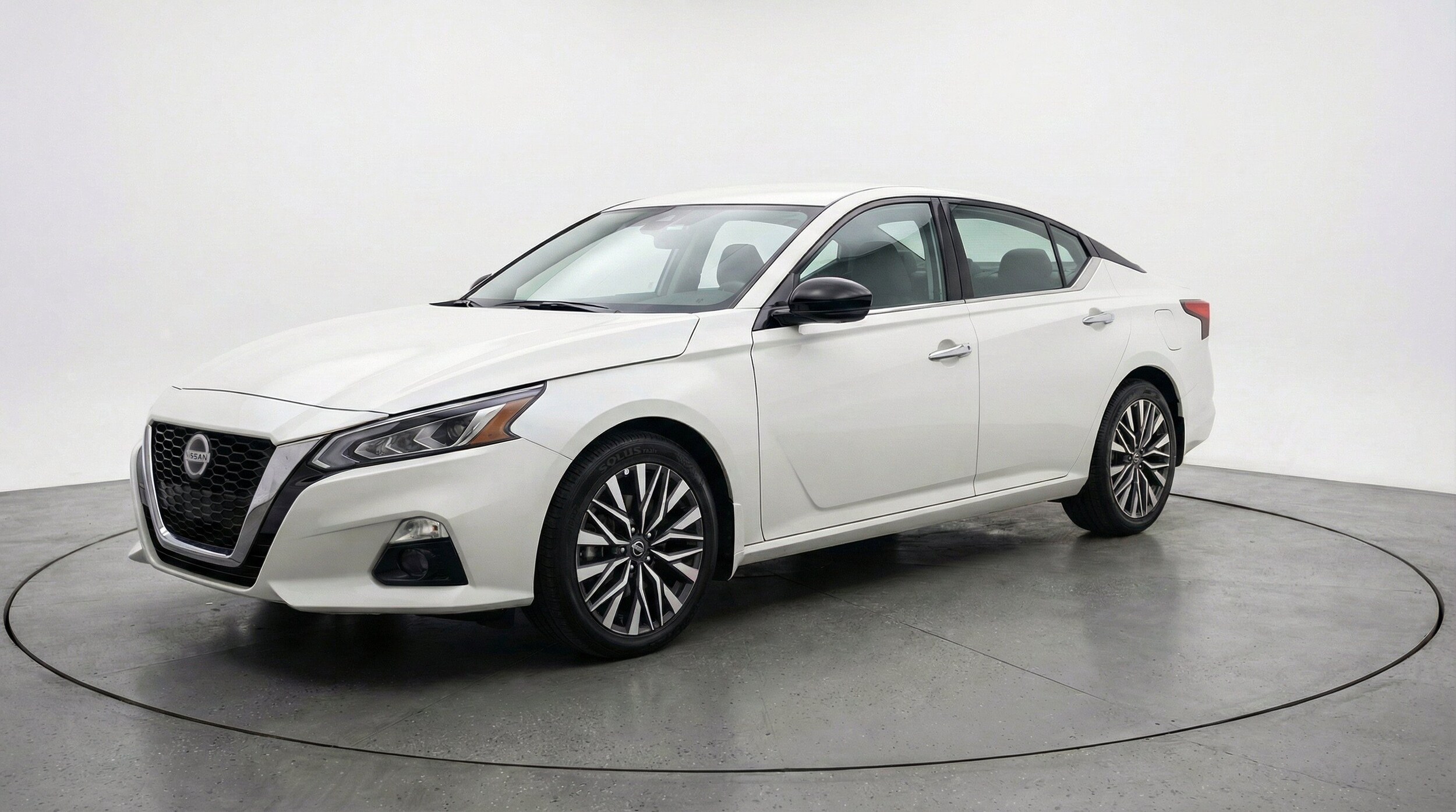 Thumbnail: 2025 Nissan Altima - 3