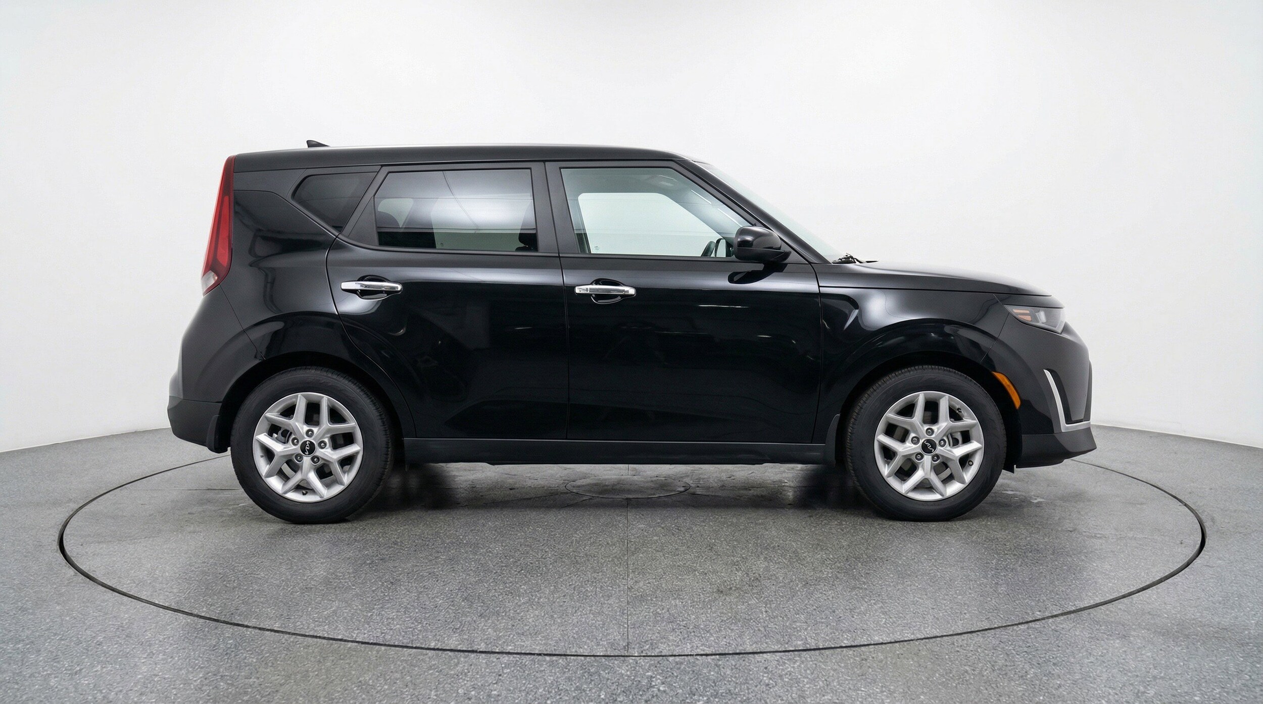 Thumbnail: 2025 Kia Soul - 11