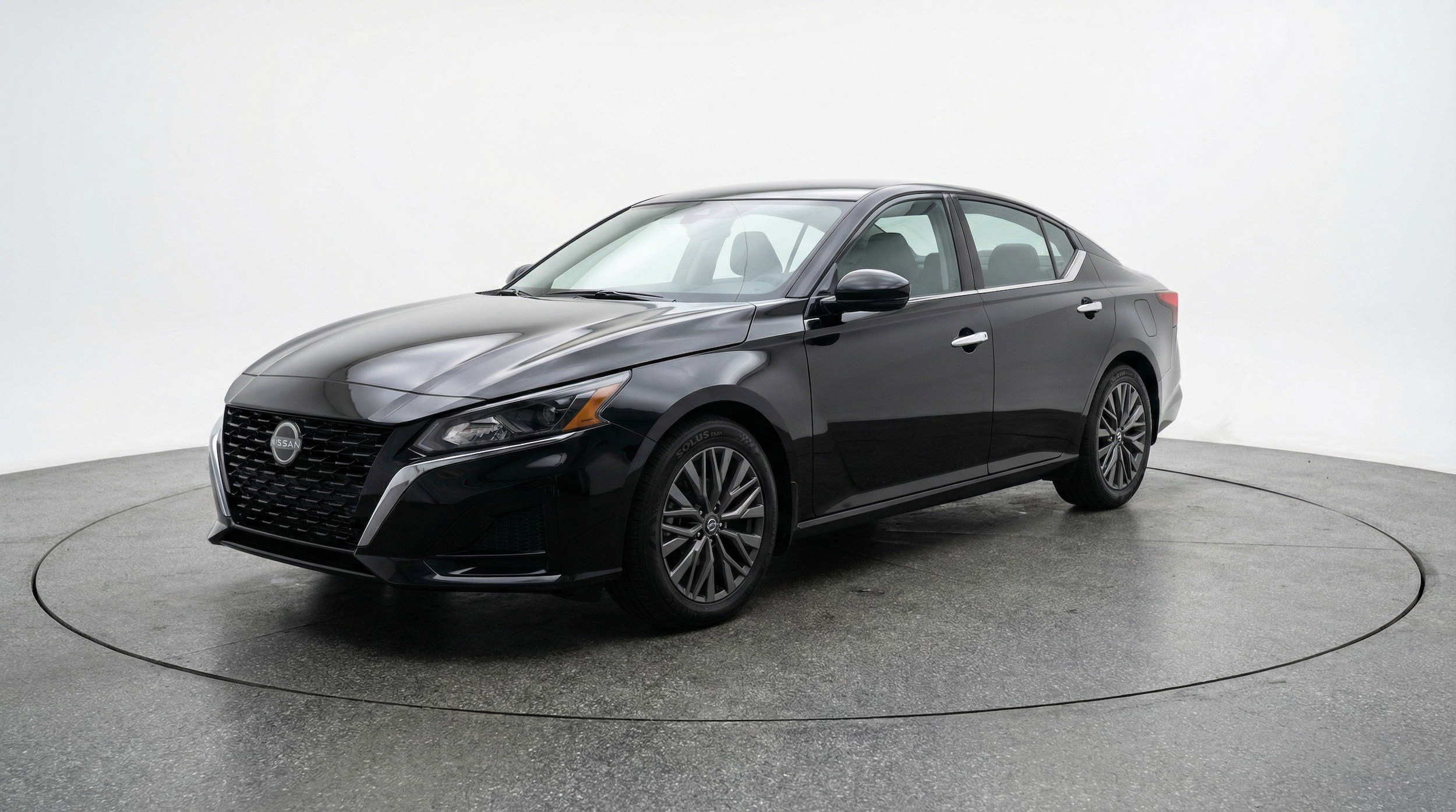 Thumbnail: 2025 Nissan Altima - 3