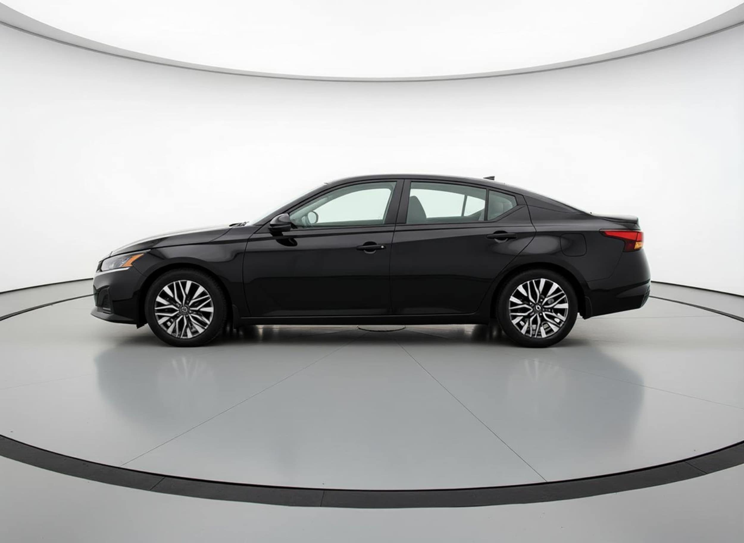 Thumbnail: 2025 Nissan Altima - 4