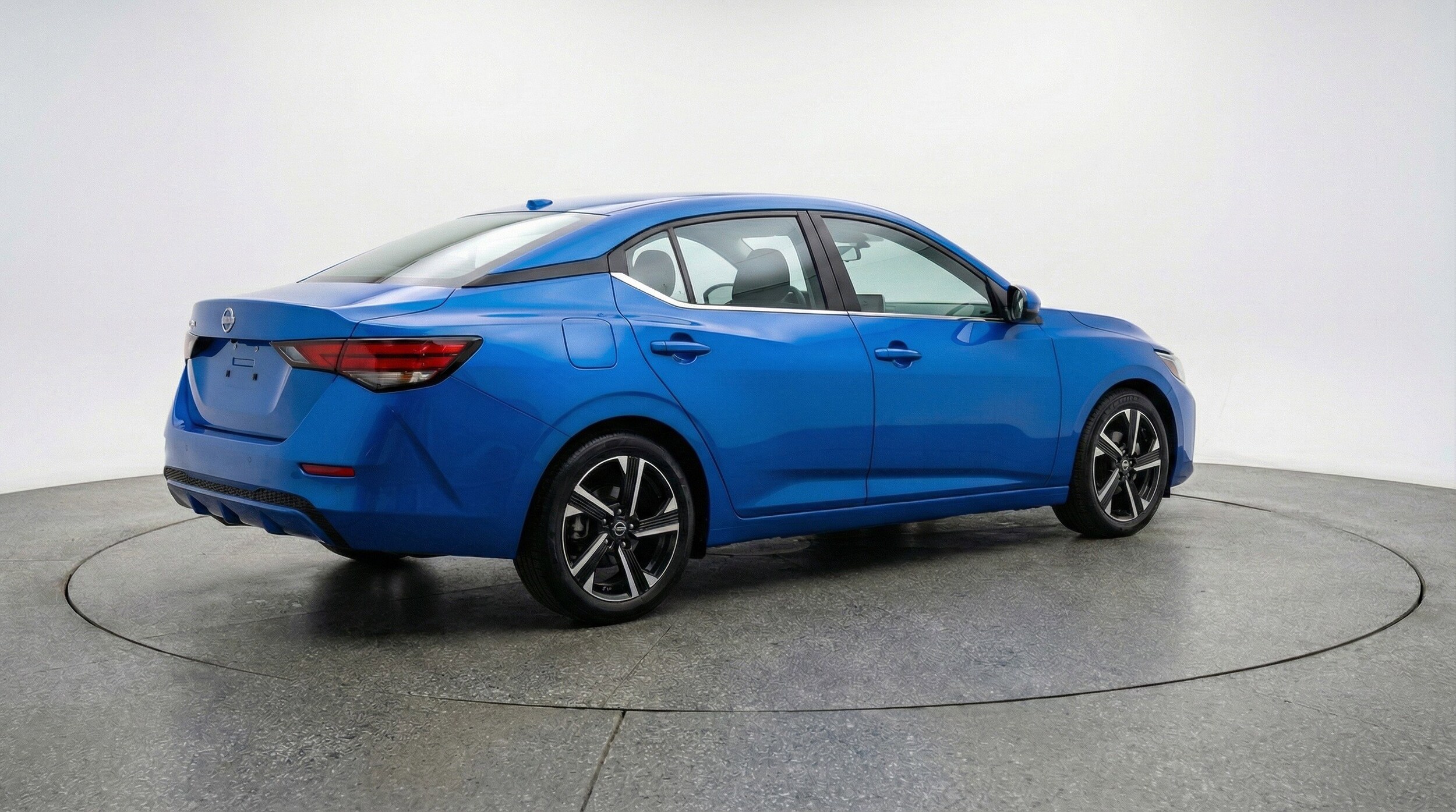 Thumbnail: 2025 Nissan Sentra - 9