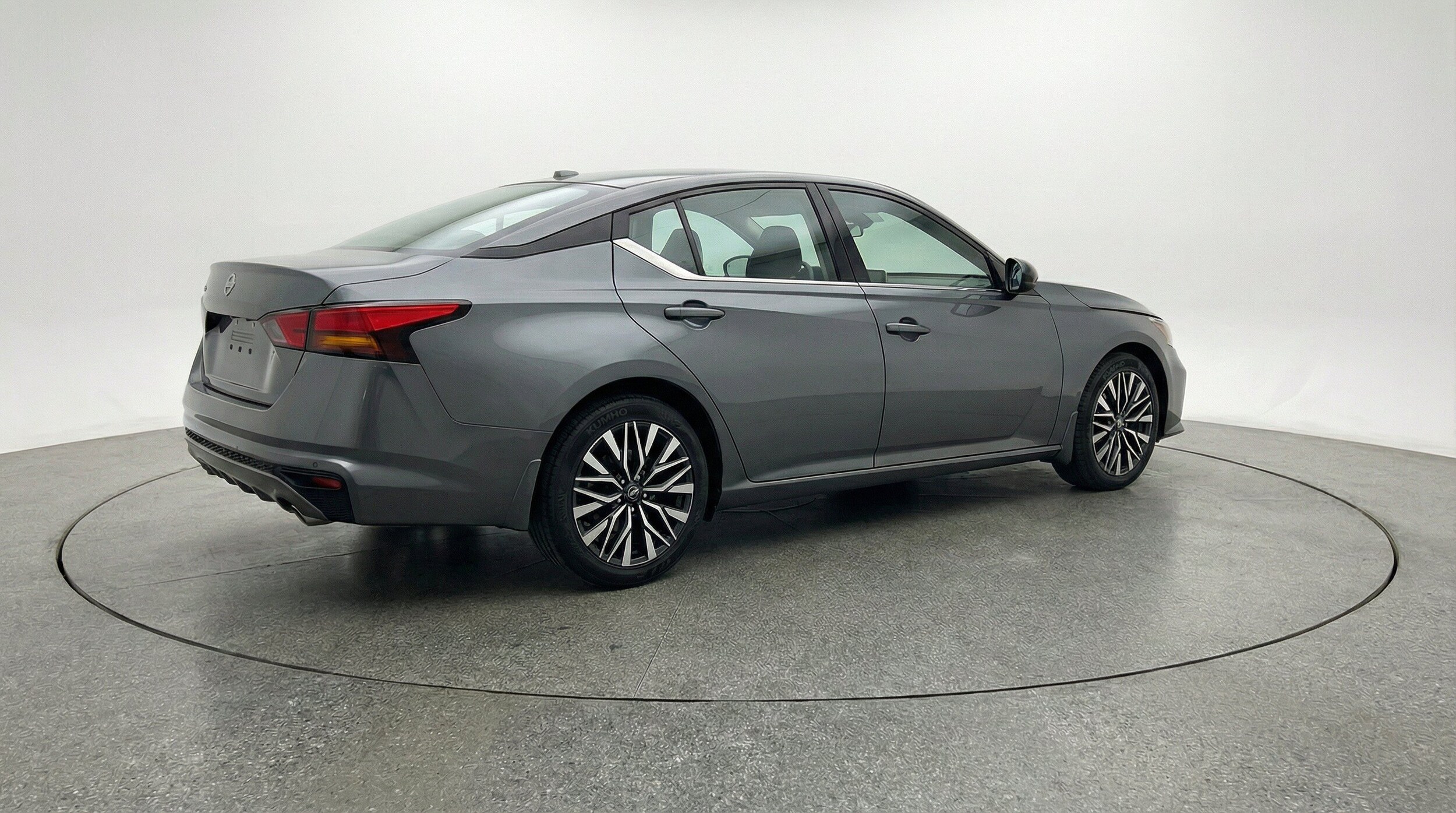 Thumbnail: 2025 Nissan Altima - 9