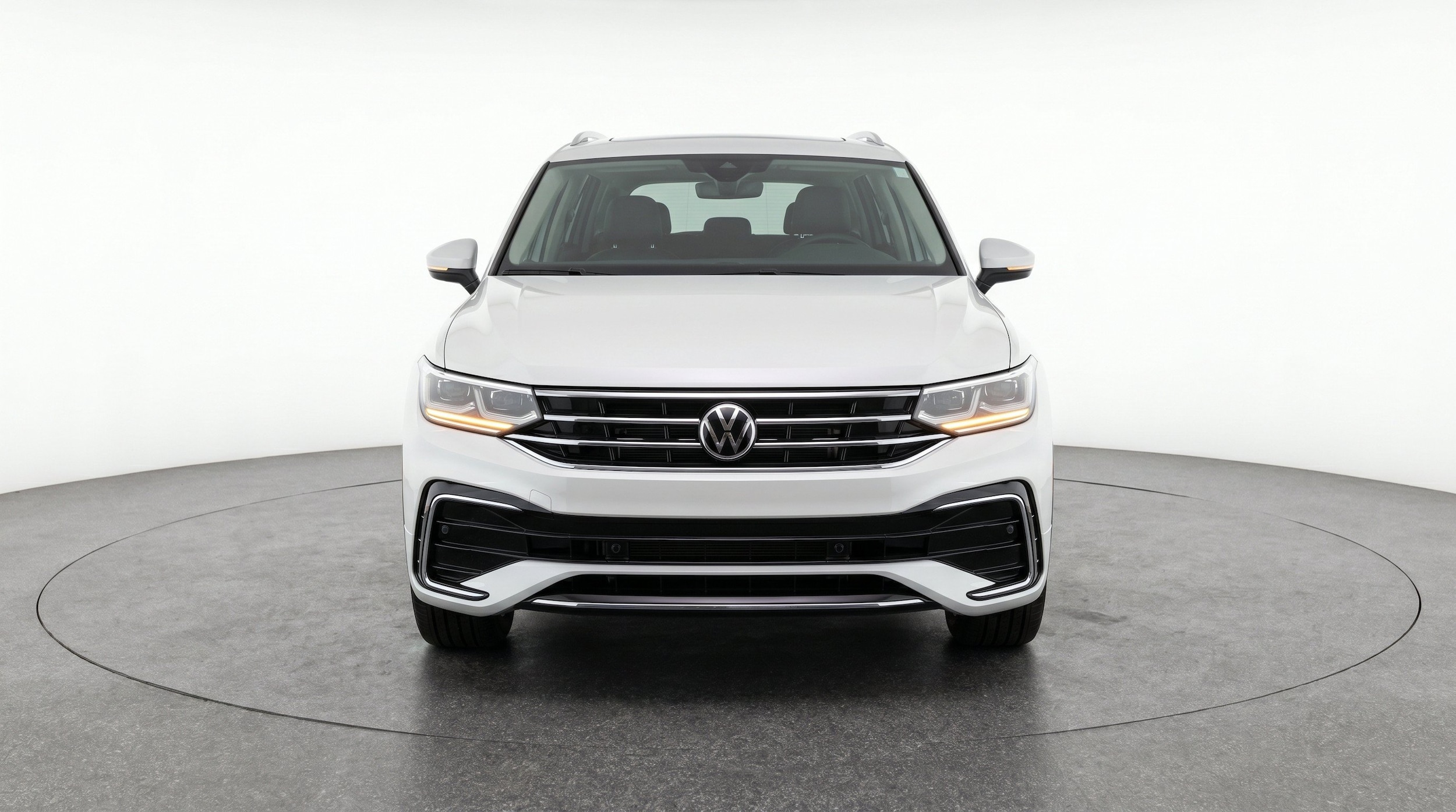 Thumbnail: 2026 Volkswagen Tiguan - 2